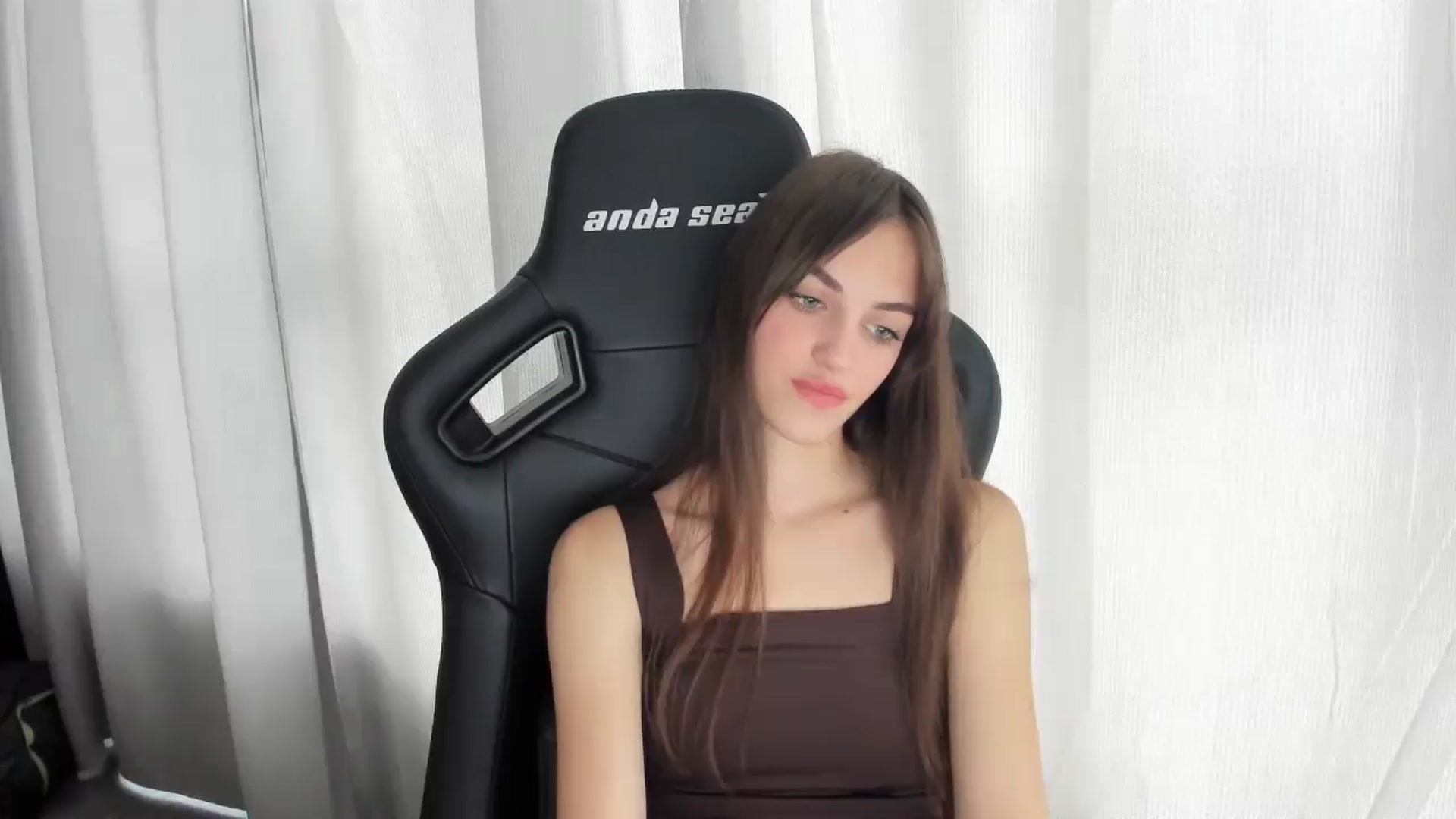 Gallery image thumbnail from Dashamoxy's myfreecams stream on, 07/01/2025, 12:33 image 1 of 20