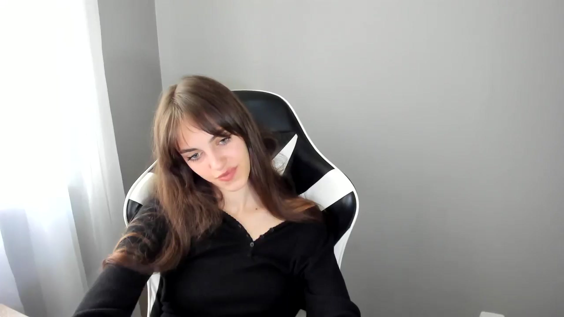 Gallery image thumbnail from Dashamoxy's myfreecams stream on, 07/02/2025, 12:38 image 13 of 20