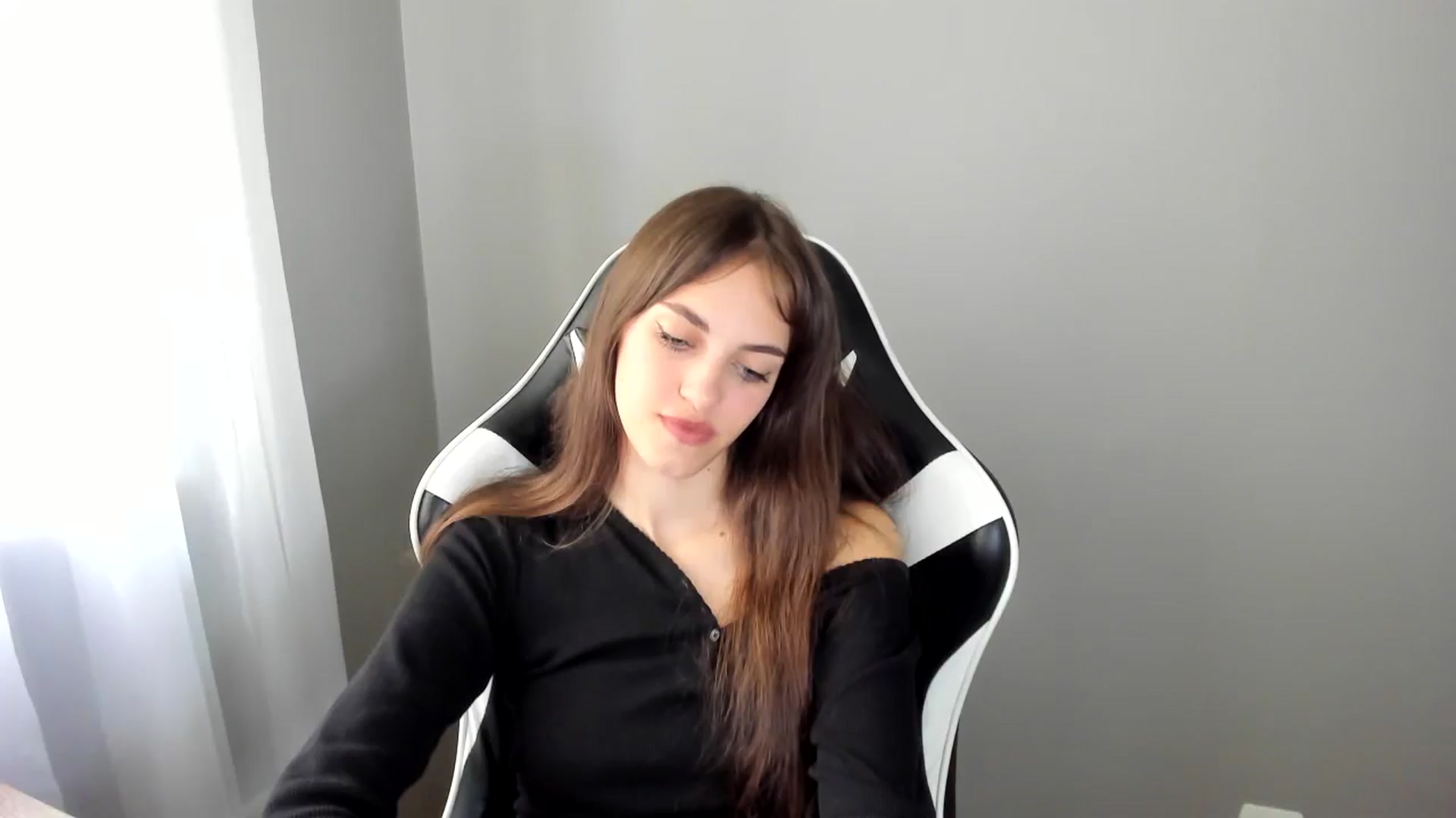 Gallery image thumbnail from Dashamoxy's myfreecams stream on, 07/02/2025, 12:38 image 7 of 20