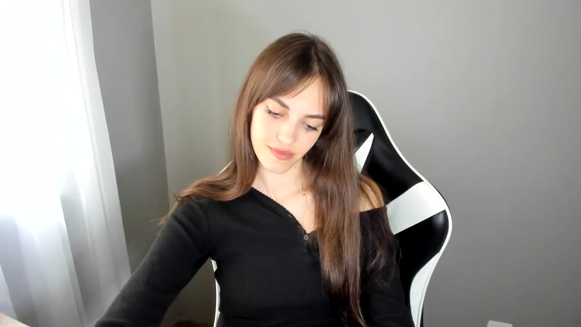 Gallery image thumbnail from Dashamoxy's myfreecams stream on, 07/02/2025, 13:15 image 7 of 20