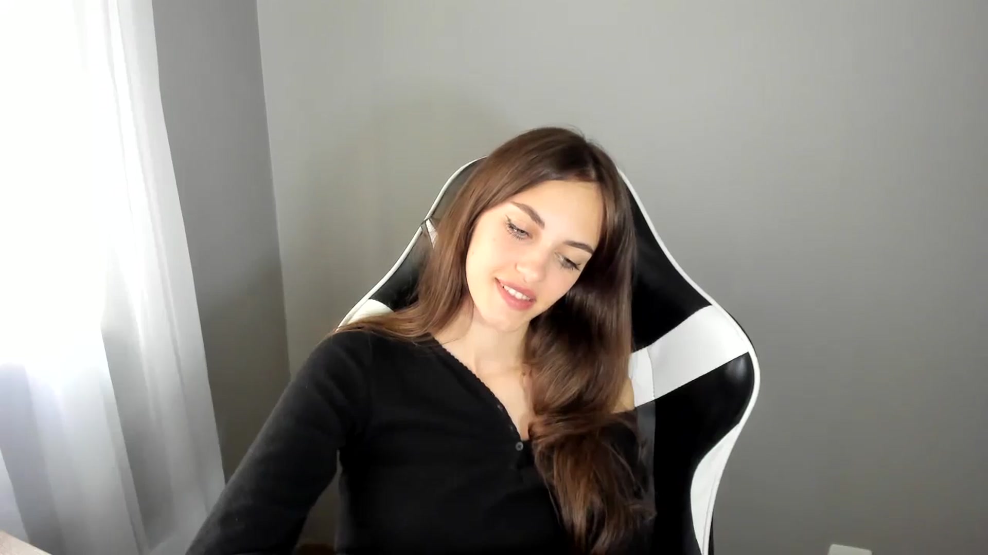 Gallery image thumbnail from Dashamoxy's myfreecams stream on, 07/02/2025, 13:15 image 19 of 20