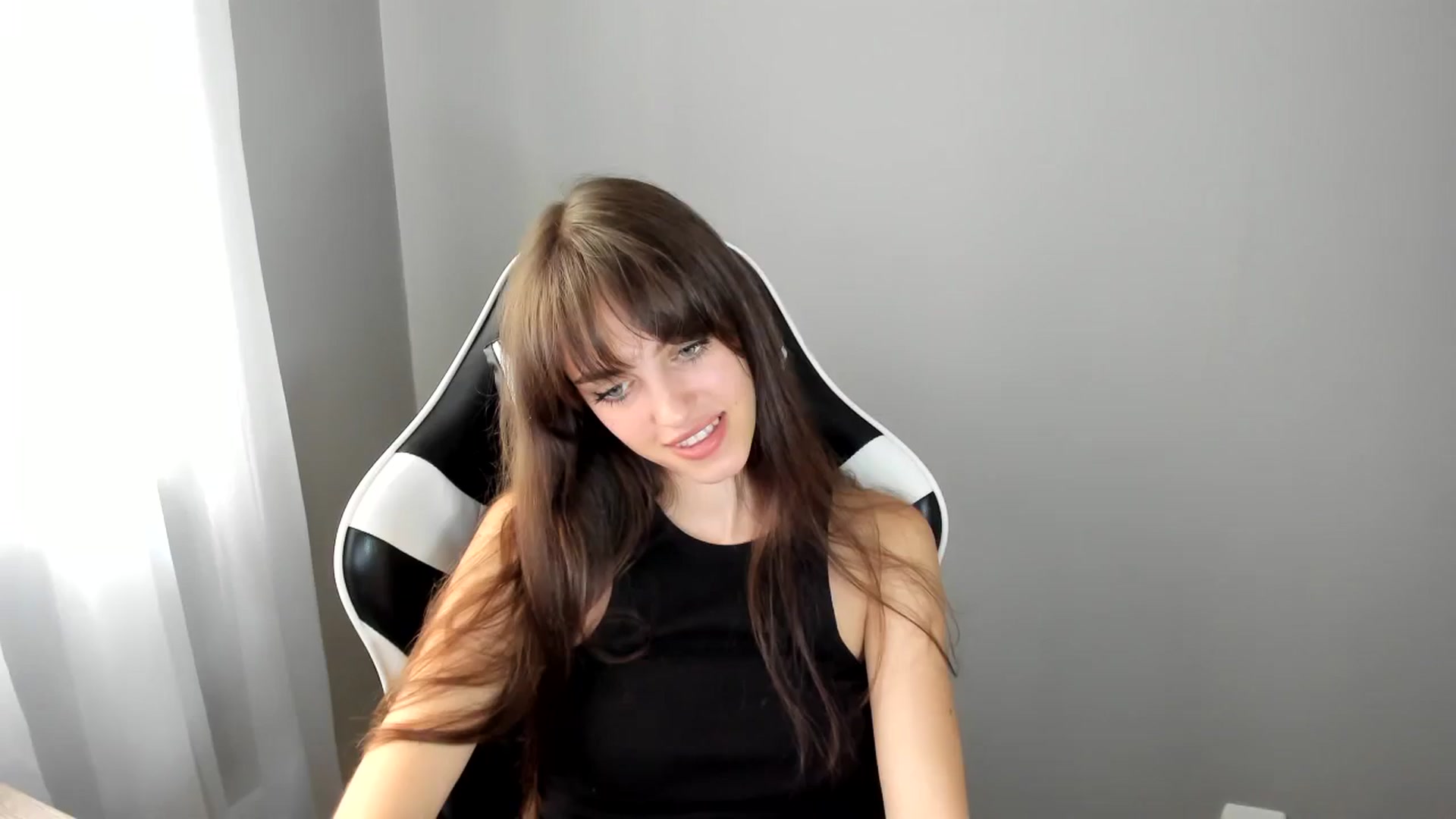 Gallery image thumbnail from Dashamoxy's myfreecams stream on, 07/02/2025, 14:55 image 10 of 20