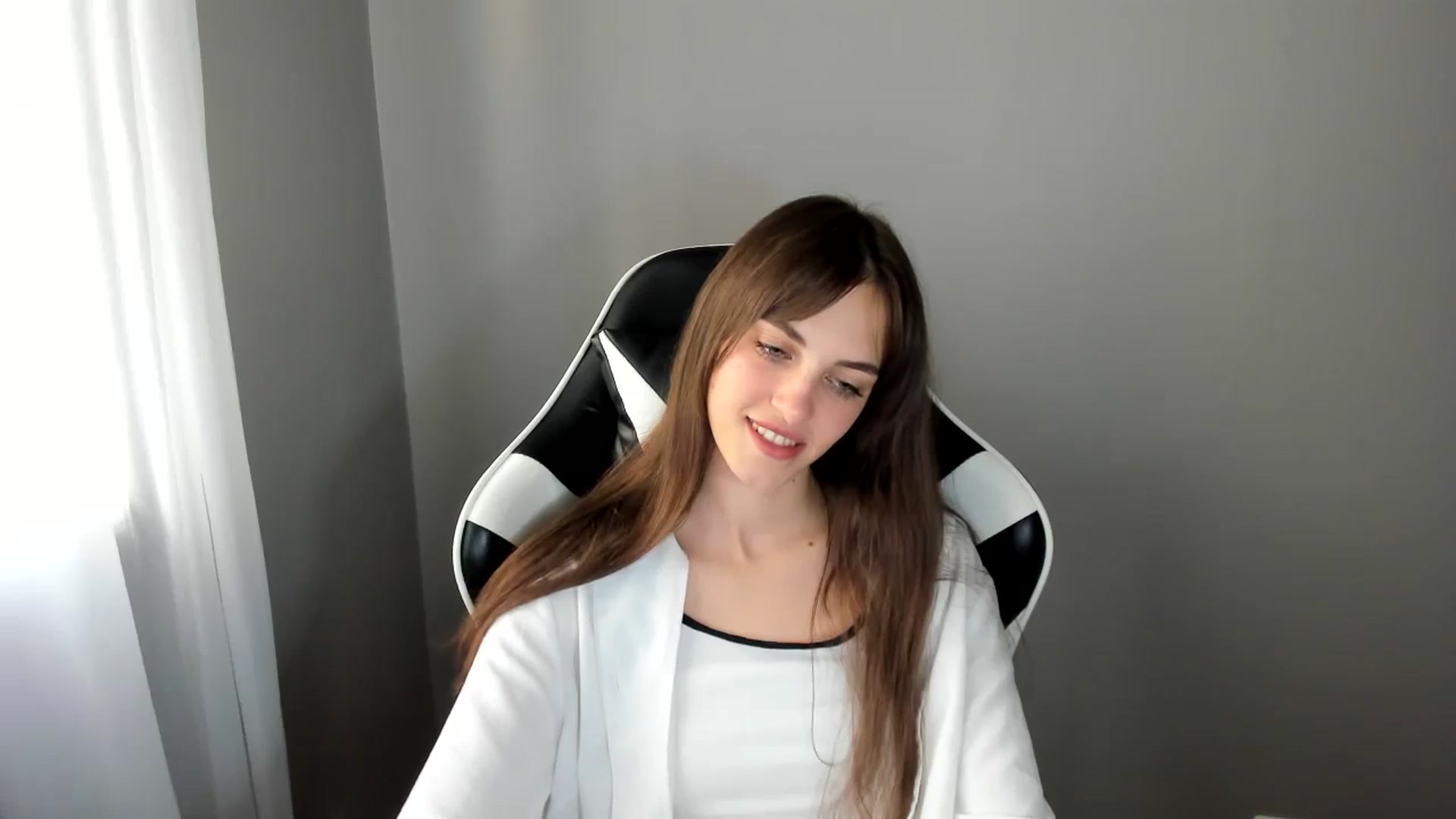 Gallery image thumbnail from Dashamoxy's myfreecams stream on, 07/03/2025, 15:42 image 2 of 20