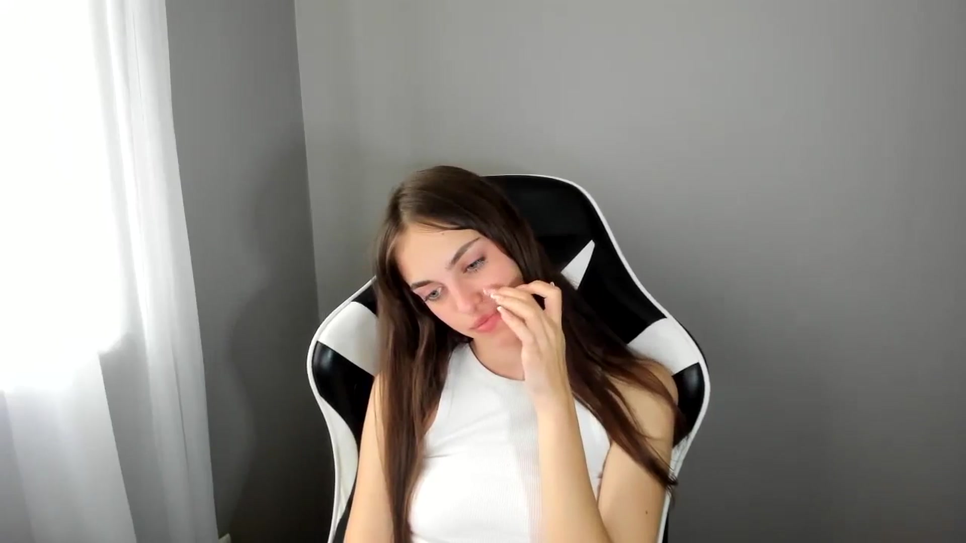 Gallery image thumbnail from Dashamoxy's myfreecams stream on, 07/09/2025, 11:40 image 13 of 20