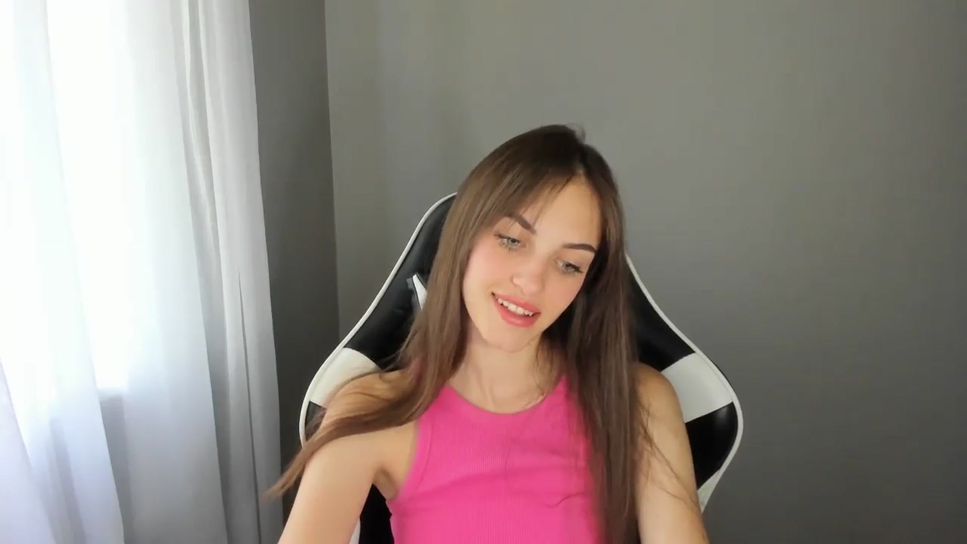 Gallery image thumbnail from Dashamoxy's myfreecams stream on, 07/12/2025, 11:37 image 3 of 20