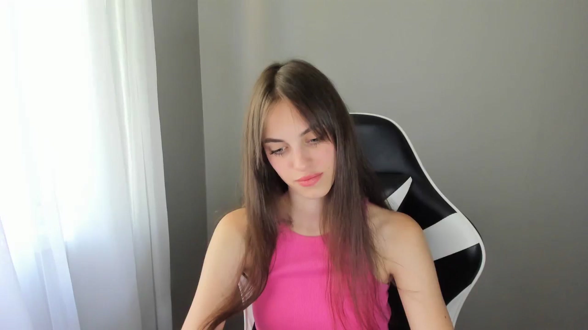 Gallery image thumbnail from Dashamoxy's myfreecams stream on, 07/12/2025, 12:34 image 4 of 20