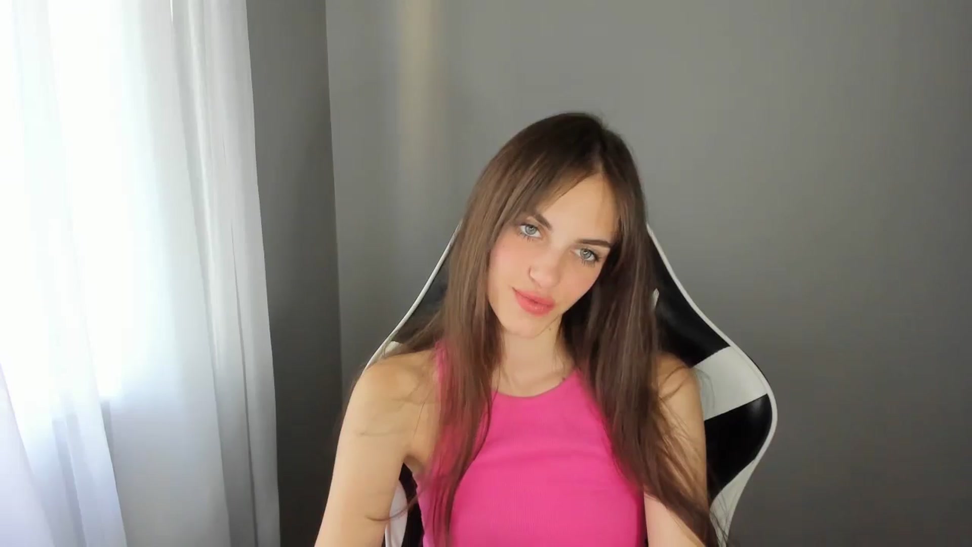 Gallery image thumbnail from Dashamoxy's myfreecams stream on, 07/12/2025, 12:34 image 7 of 20