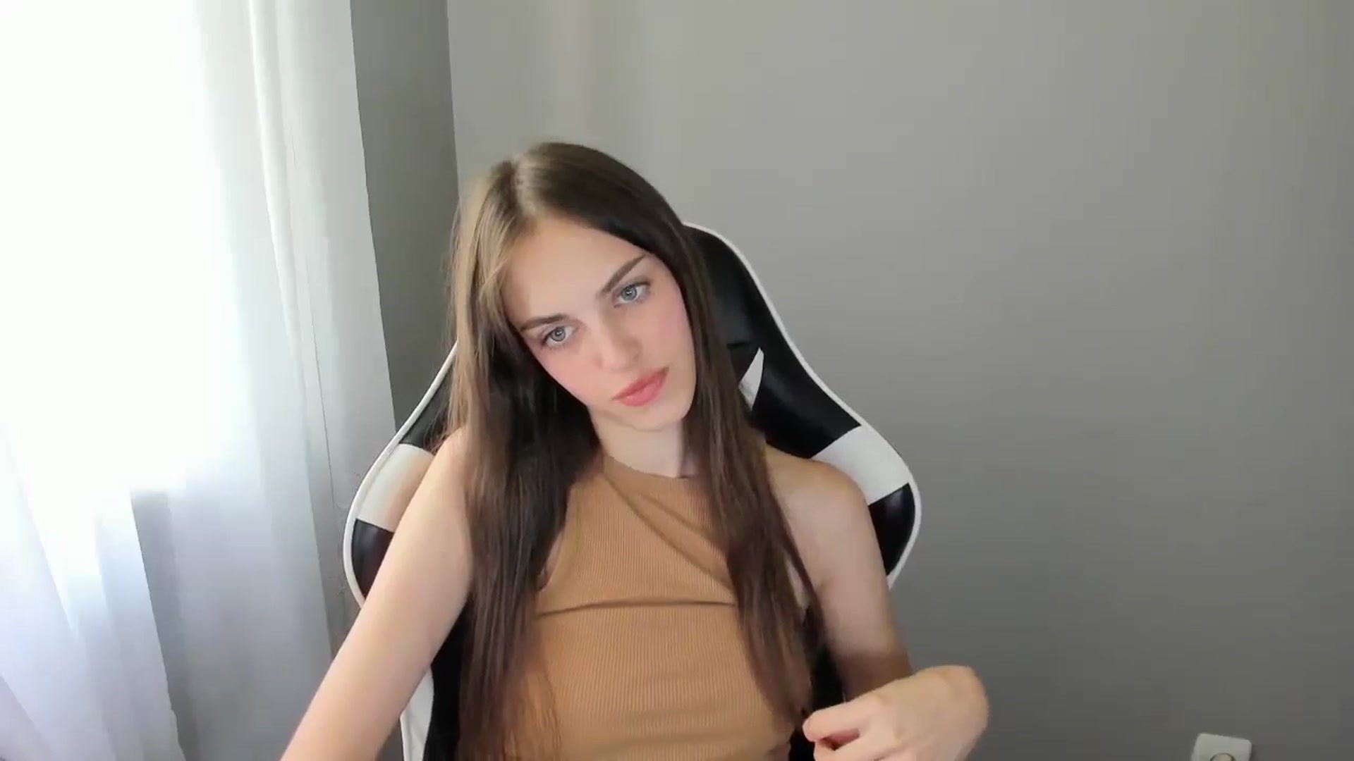 Gallery image thumbnail from Dashamoxy's myfreecams stream on, 07/13/2025, 12:28 image 4 of 20
