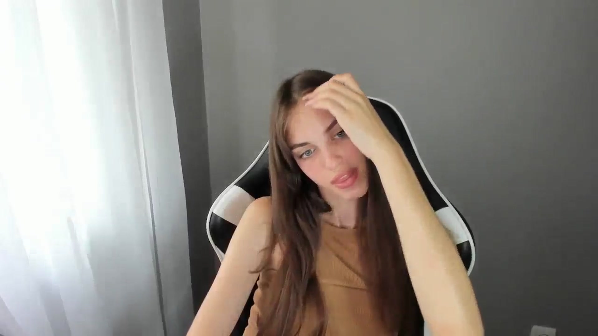 Gallery image thumbnail from Dashamoxy's myfreecams stream on, 07/13/2025, 13:29 image 18 of 20