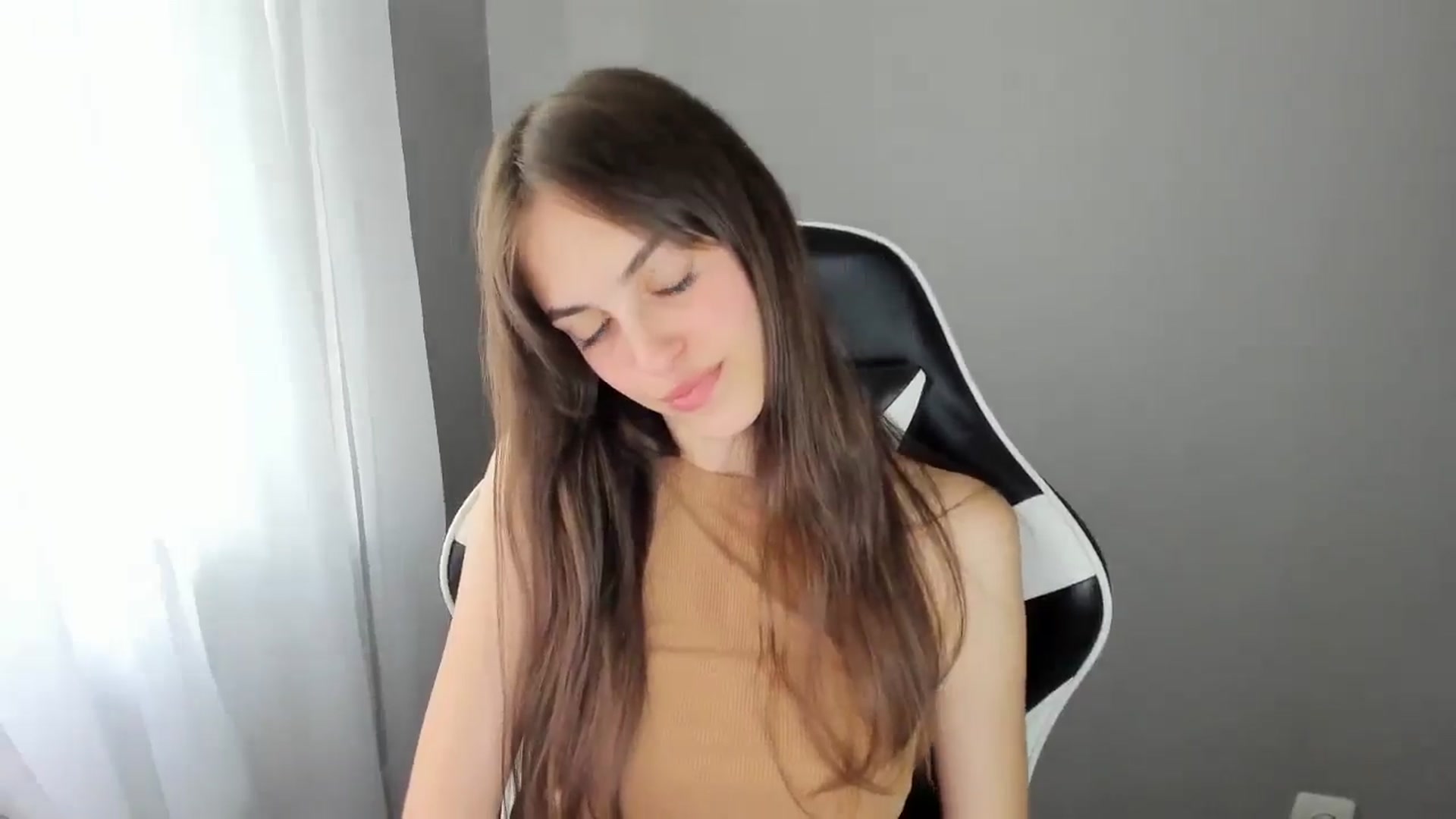 Gallery image thumbnail from Dashamoxy's myfreecams stream on, 07/13/2025, 13:29 image 15 of 20
