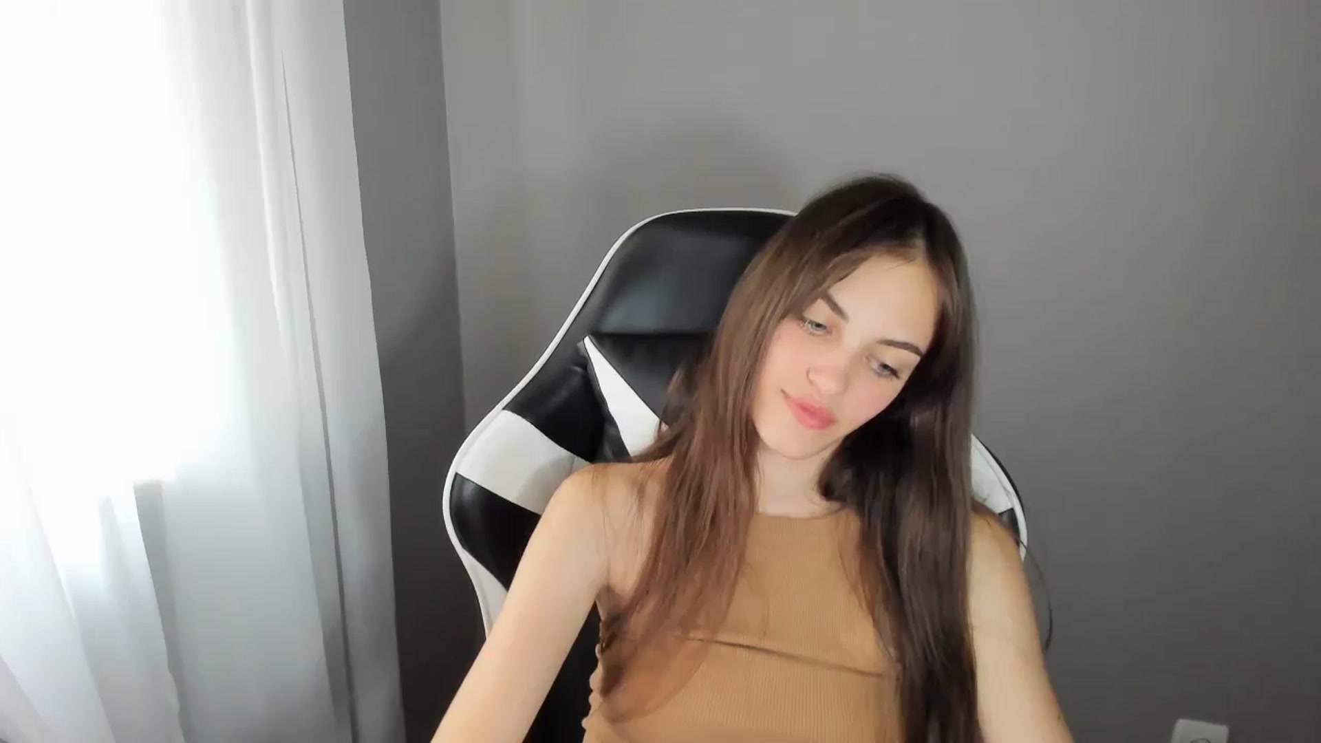 Gallery image thumbnail from Dashamoxy's myfreecams stream on, 07/13/2025, 14:31 image 15 of 20