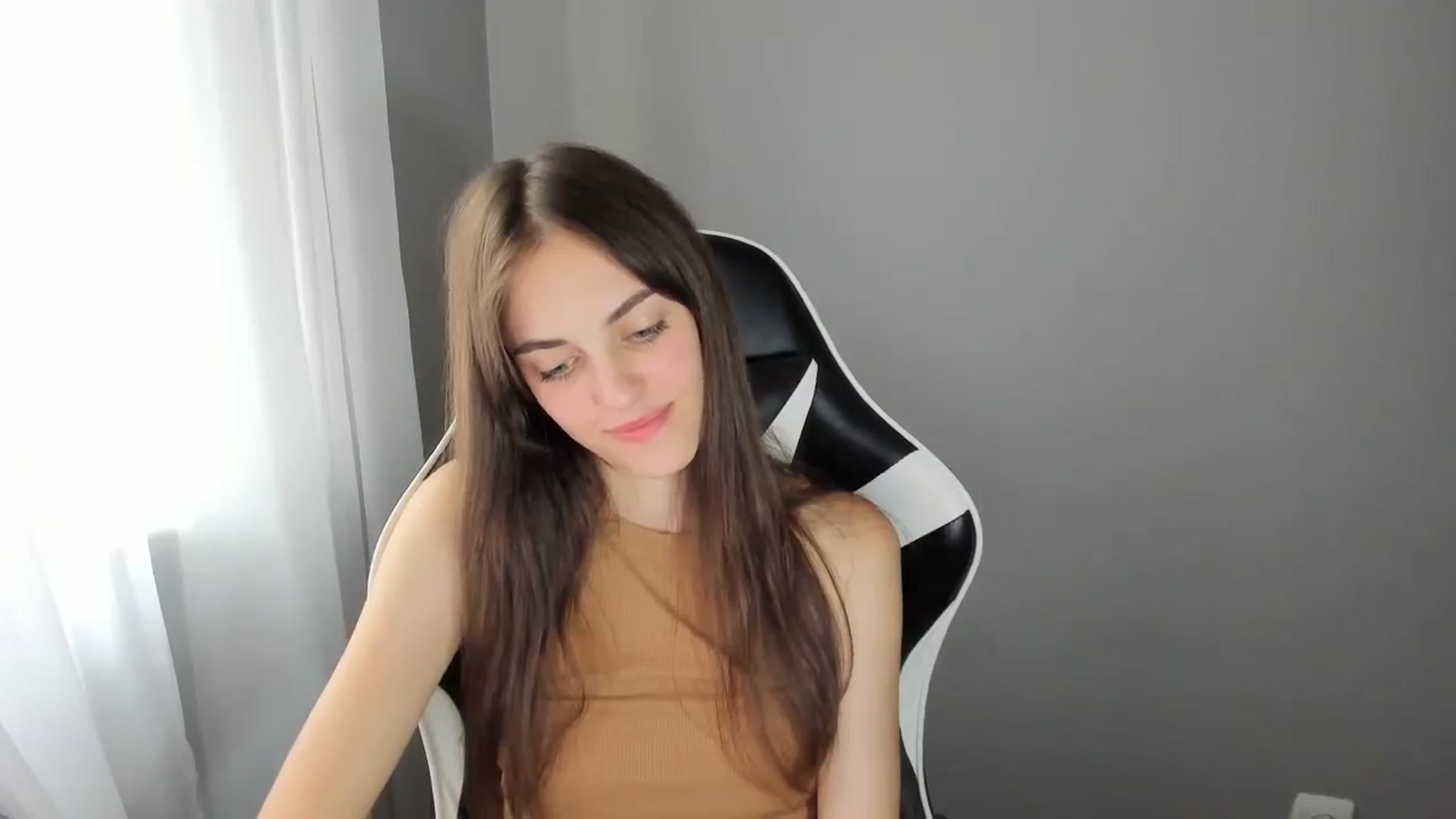 Gallery image thumbnail from Dashamoxy's myfreecams stream on, 07/13/2025, 14:31 image 18 of 20