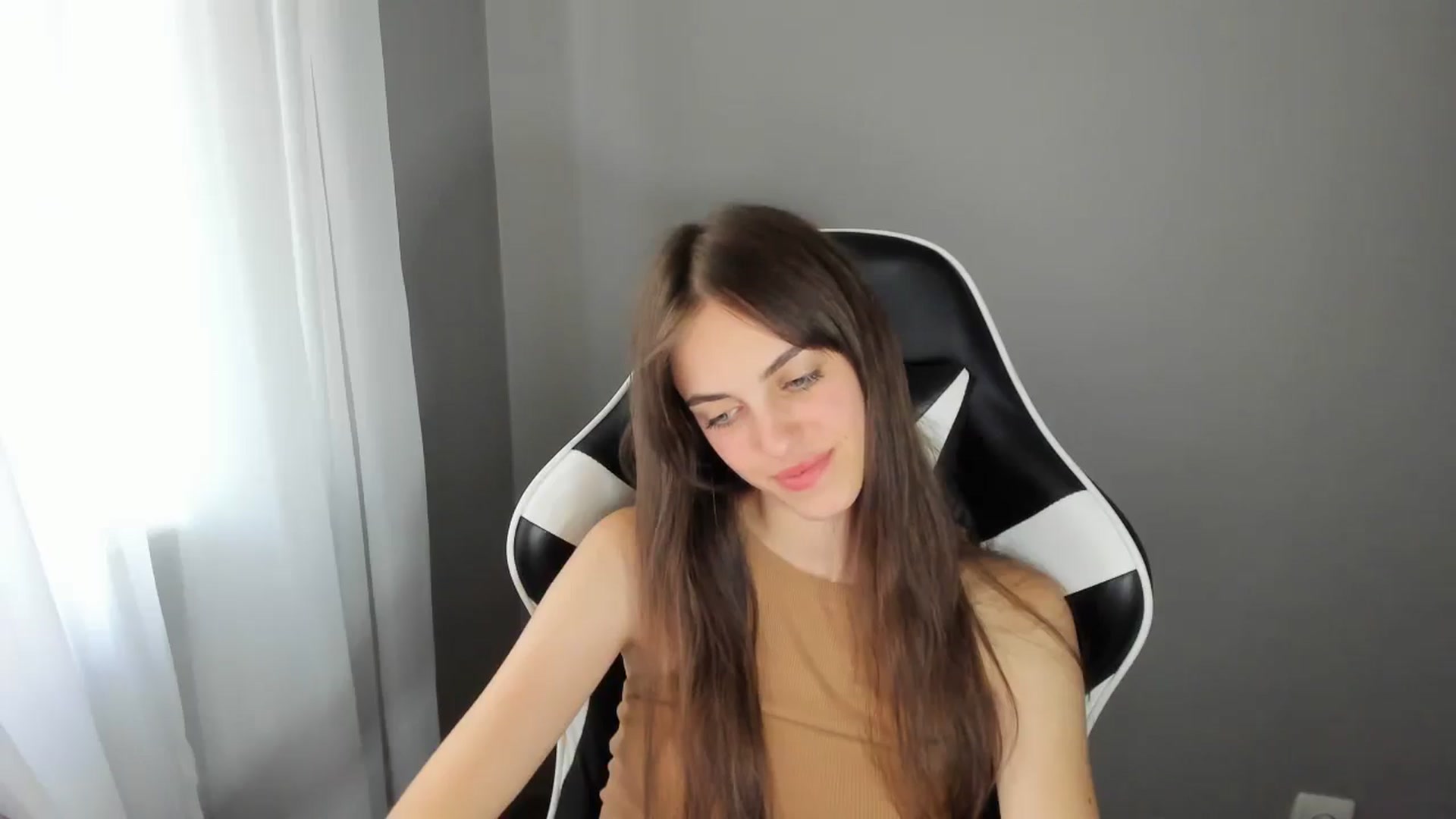 Gallery image thumbnail from Dashamoxy's myfreecams stream on, 07/13/2025, 14:31 image 11 of 20