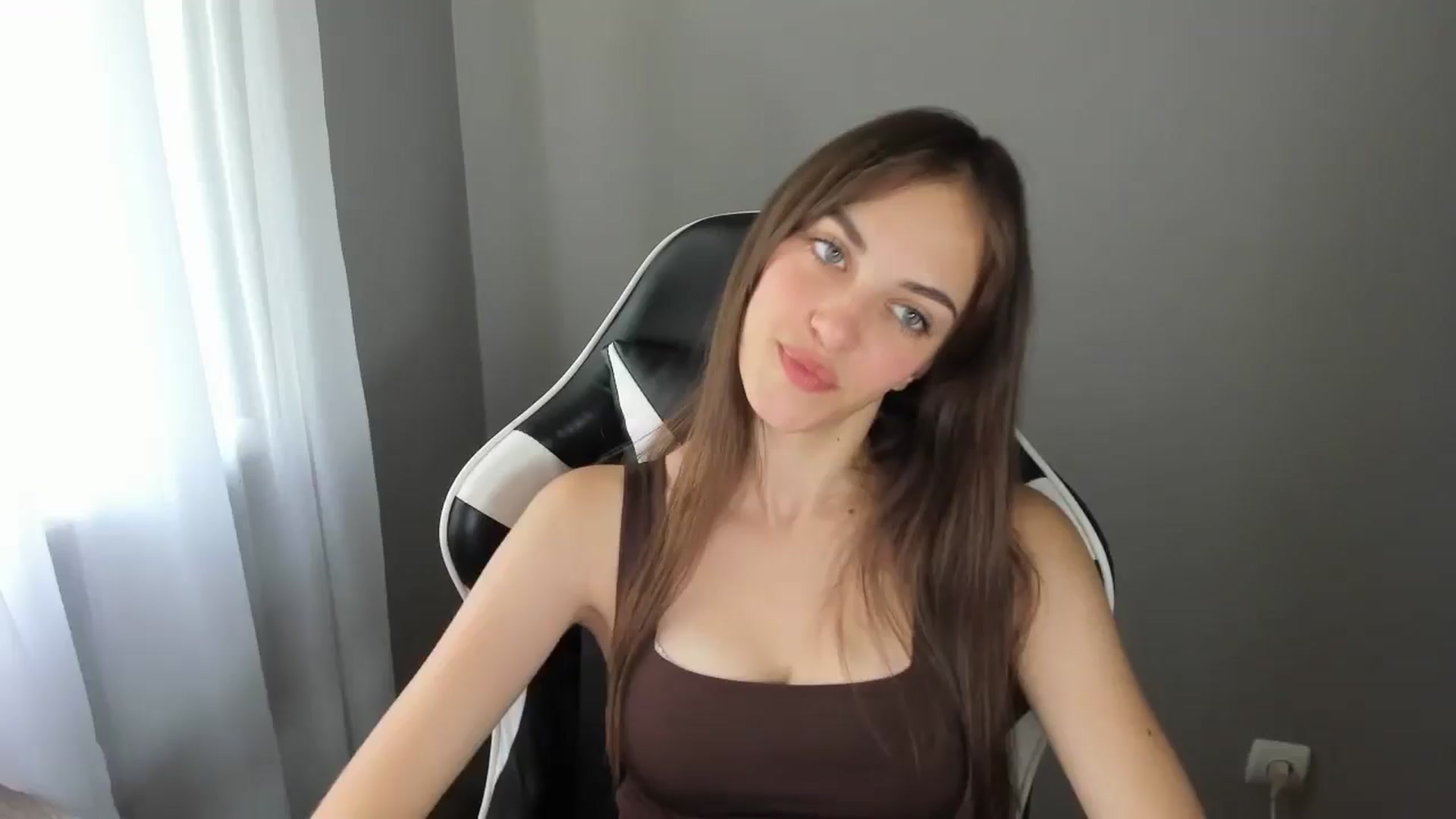 Gallery image thumbnail from Dashamoxy's myfreecams stream on, 07/14/2025, 12:41 image 1 of 20