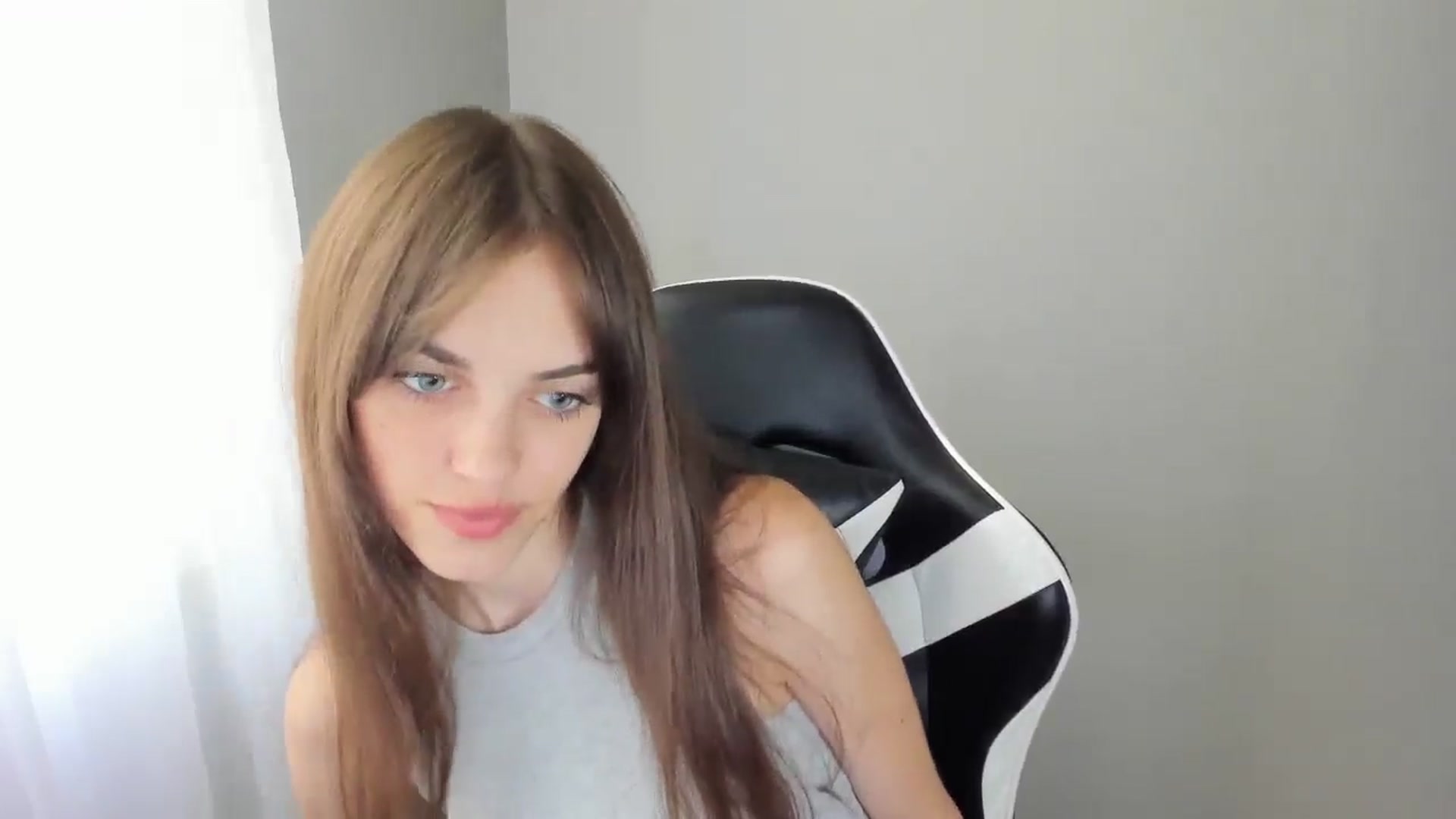 Gallery image thumbnail from Dashamoxy's myfreecams stream on, 07/17/2025, 12:20 image 13 of 20