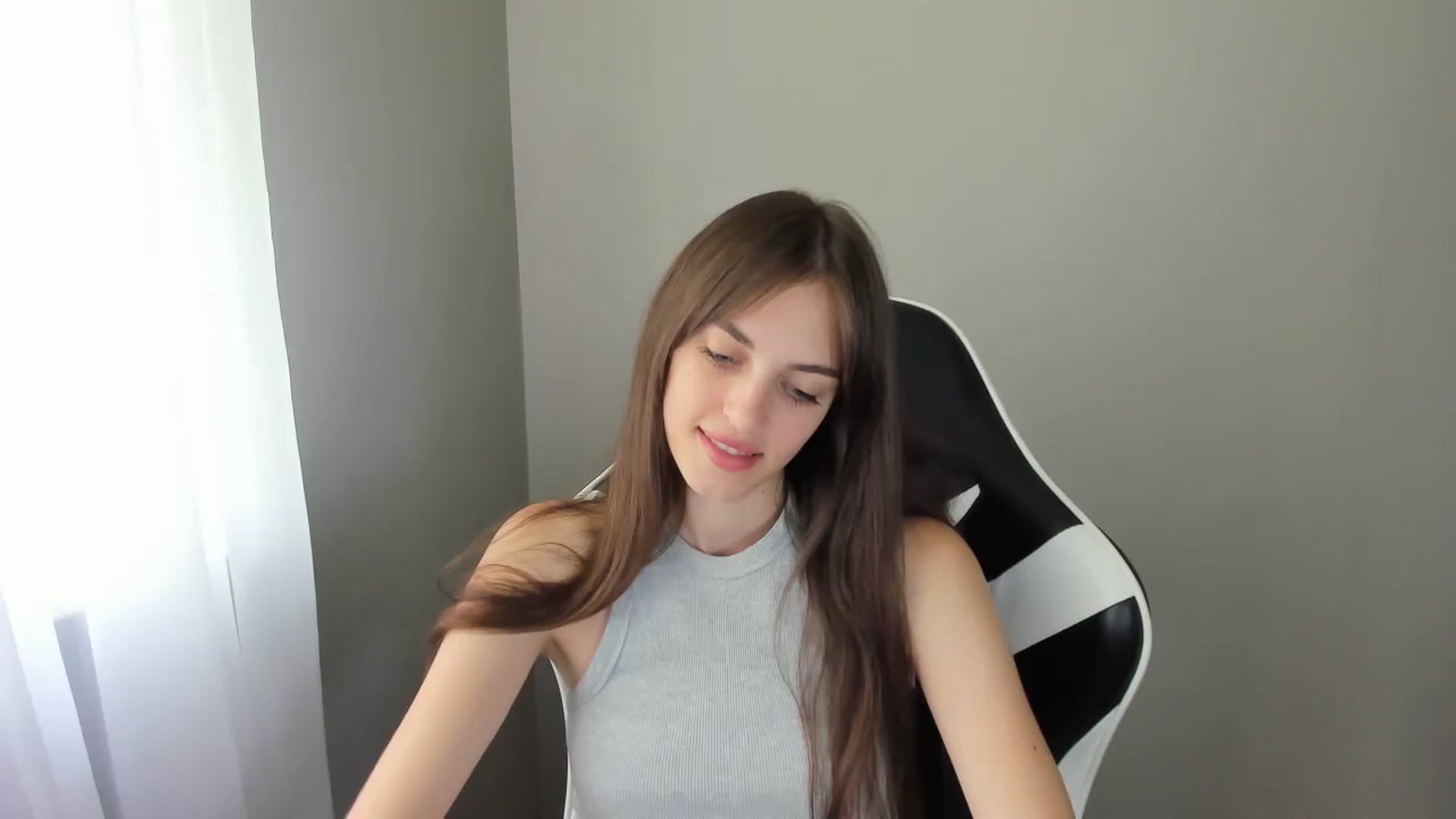 Gallery image thumbnail from Dashamoxy's myfreecams stream on, 07/17/2025, 12:20 image 7 of 20