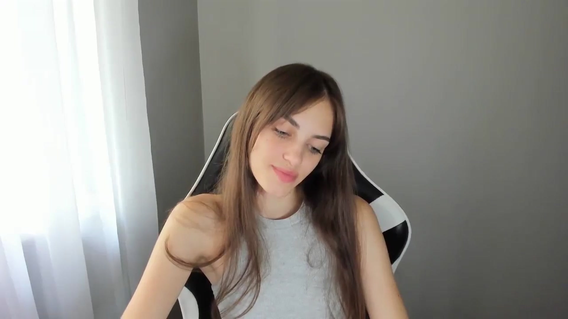 Gallery image thumbnail from Dashamoxy's myfreecams stream on, 07/17/2025, 13:15 image 6 of 20