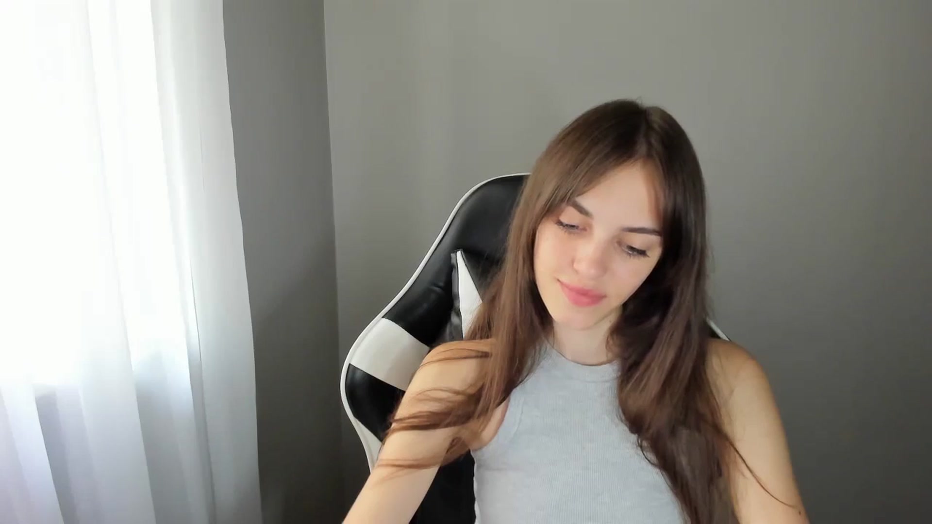 Gallery image thumbnail from Dashamoxy's myfreecams stream on, 07/17/2025, 13:15 image 11 of 20