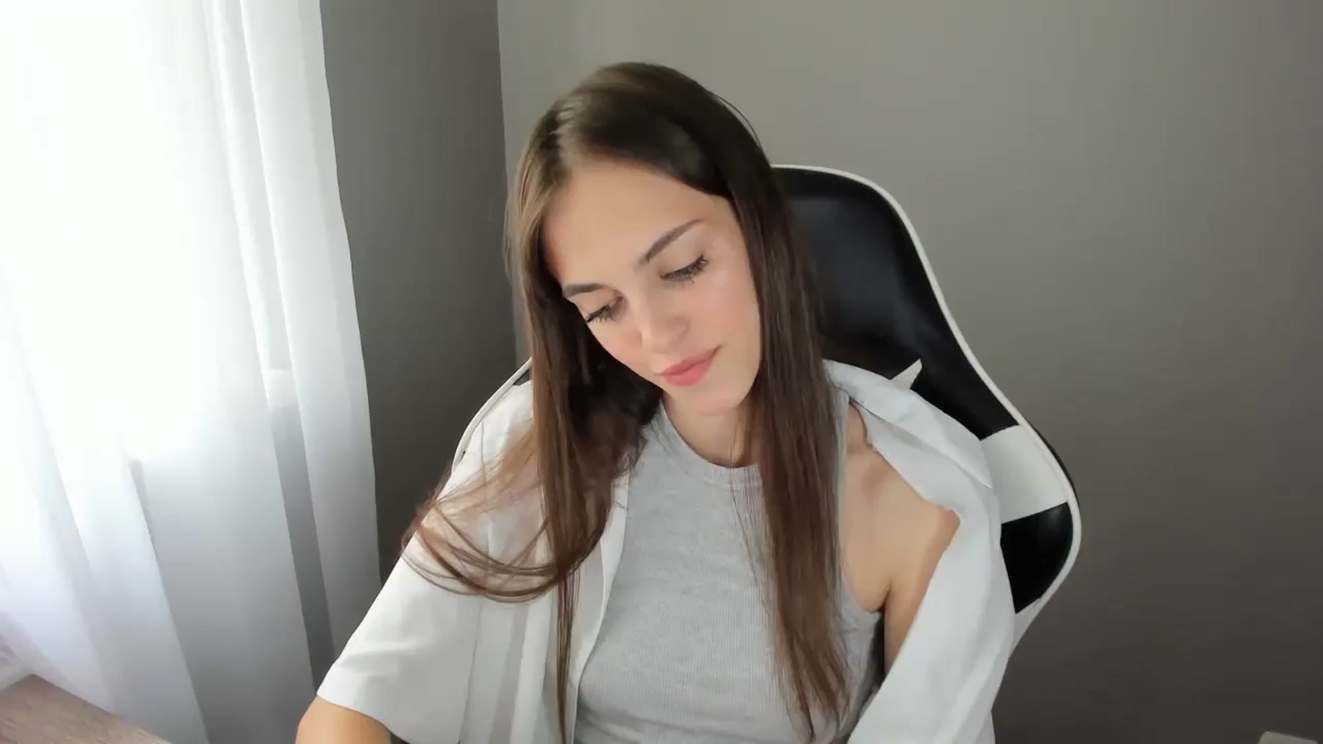 Gallery image thumbnail from Dashamoxy's myfreecams stream on, 07/19/2025, 13:02 image 1 of 20