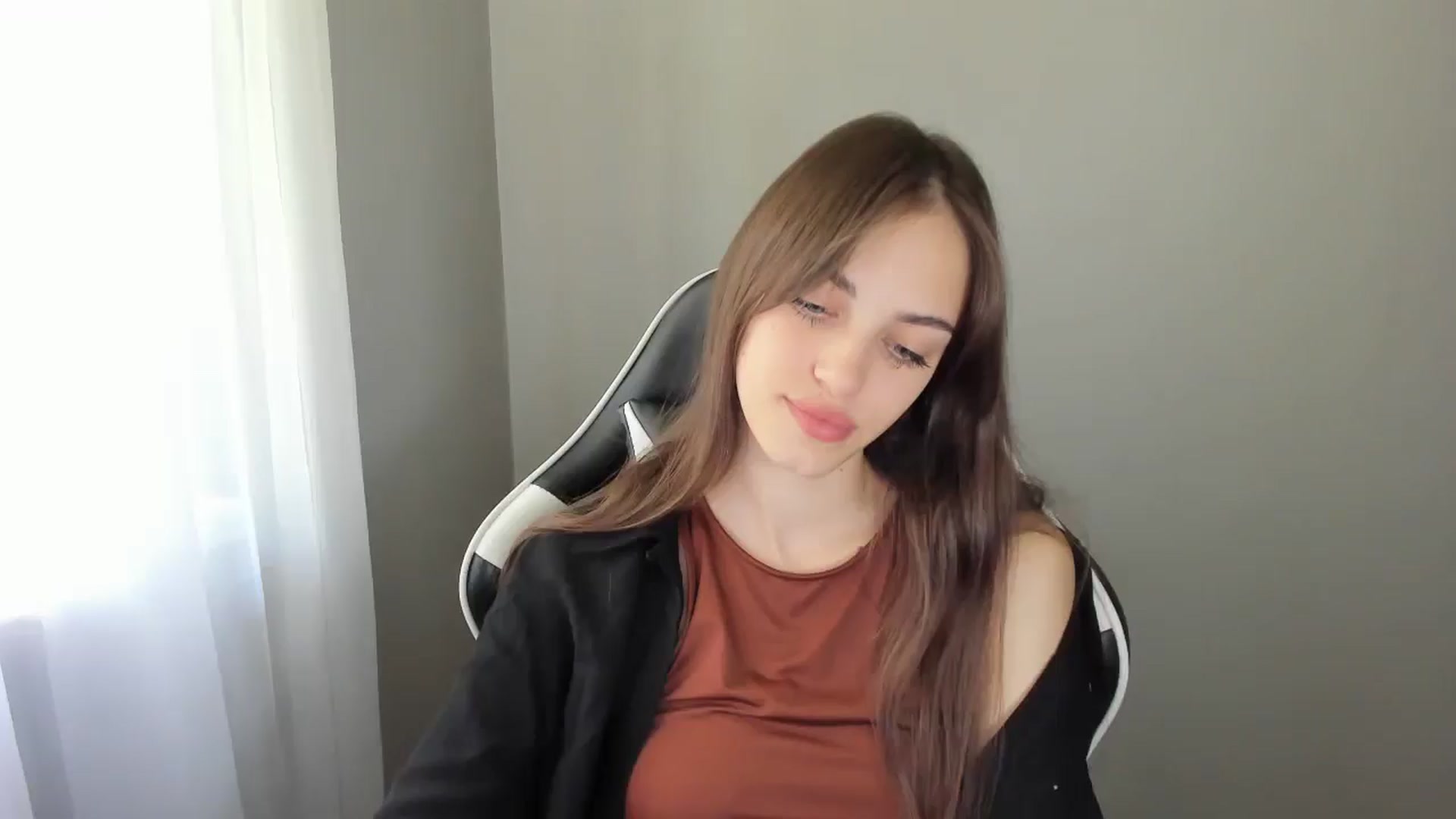 Gallery image thumbnail from Dashamoxy's myfreecams stream on, 07/23/2025, 11:52 image 2 of 20