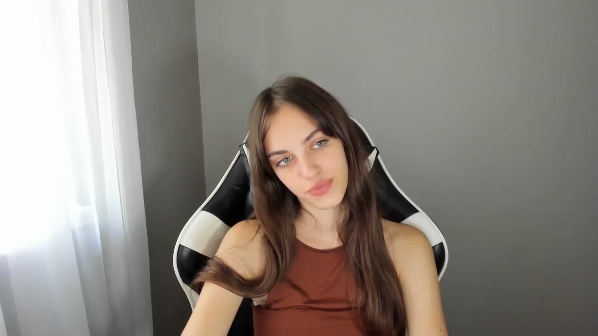 Gallery image thumbnail from Dashamoxy's myfreecams stream on, 07/23/2025, 11:52 image 18 of 20