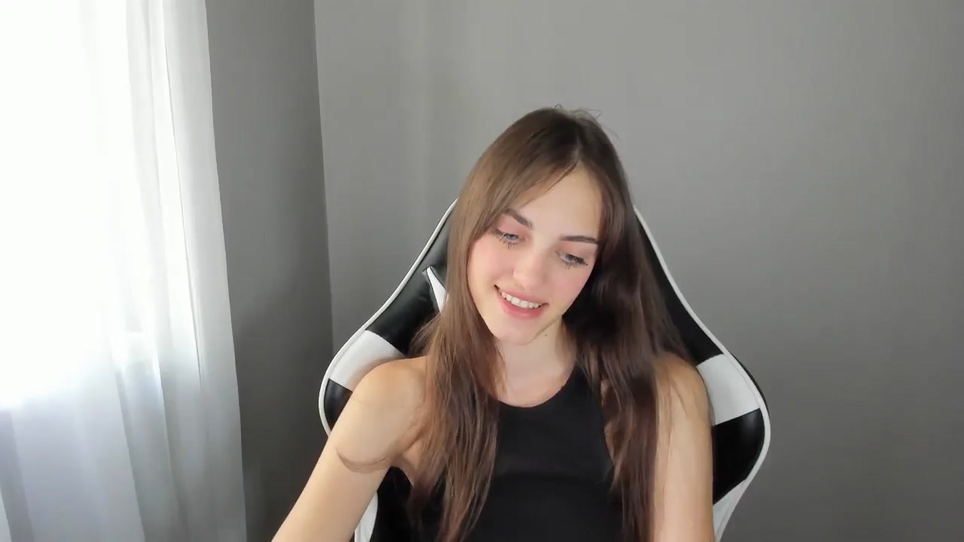 Gallery image thumbnail from Dashamoxy's myfreecams stream on, 07/23/2025, 13:03 image 7 of 20