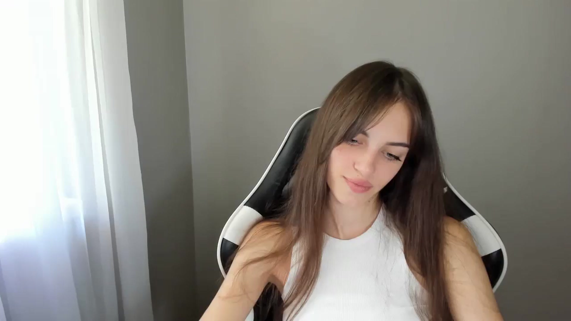 Gallery image thumbnail from Dashamoxy's myfreecams stream on, 07/24/2025, 08:49 image 13 of 20