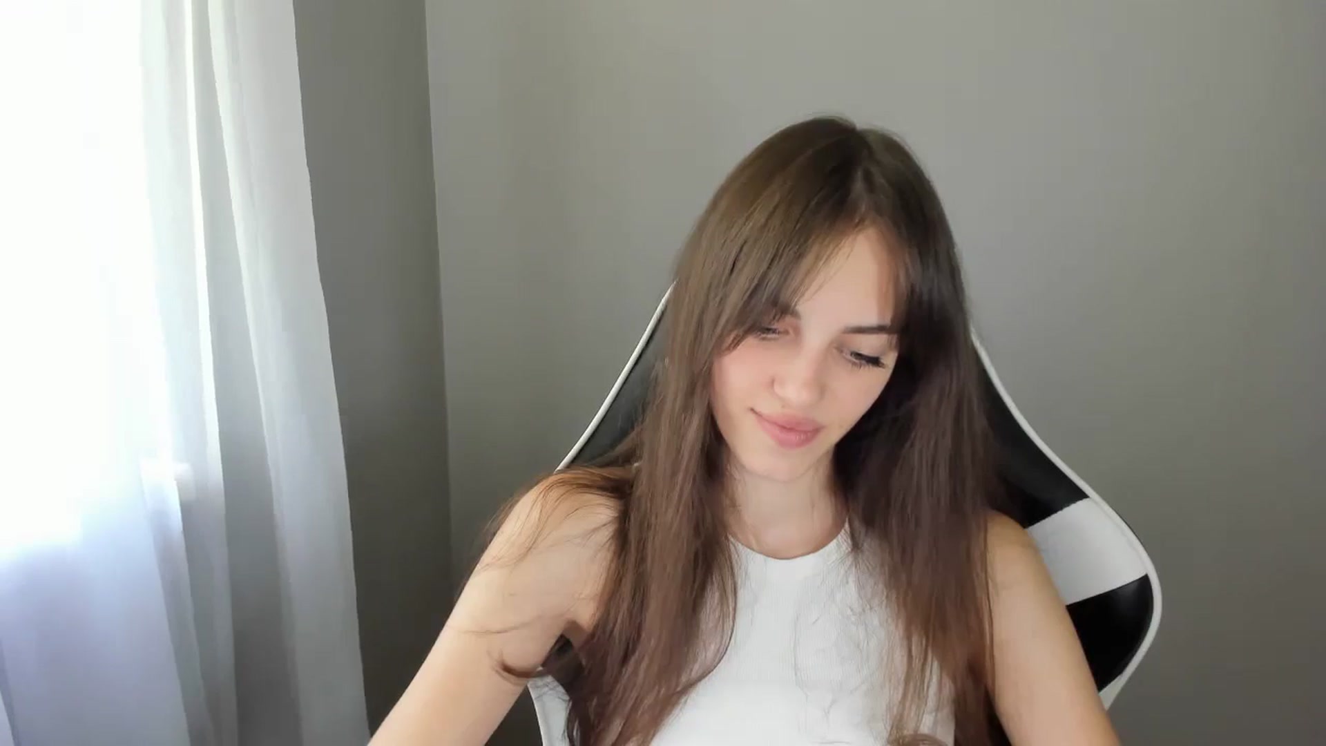 Gallery image thumbnail from Dashamoxy's myfreecams stream on, 07/24/2025, 08:49 image 20 of 20