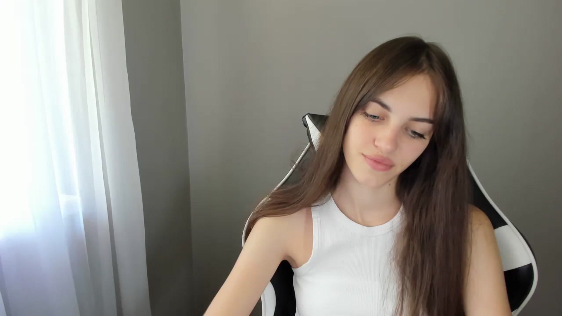 Gallery image thumbnail from Dashamoxy's myfreecams stream on, 07/24/2025, 08:49 image 8 of 20
