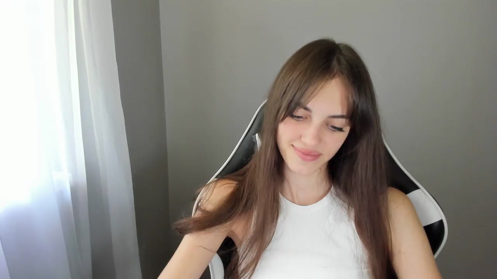 Gallery image thumbnail from Dashamoxy's myfreecams stream on, 07/24/2025, 08:49 image 18 of 20
