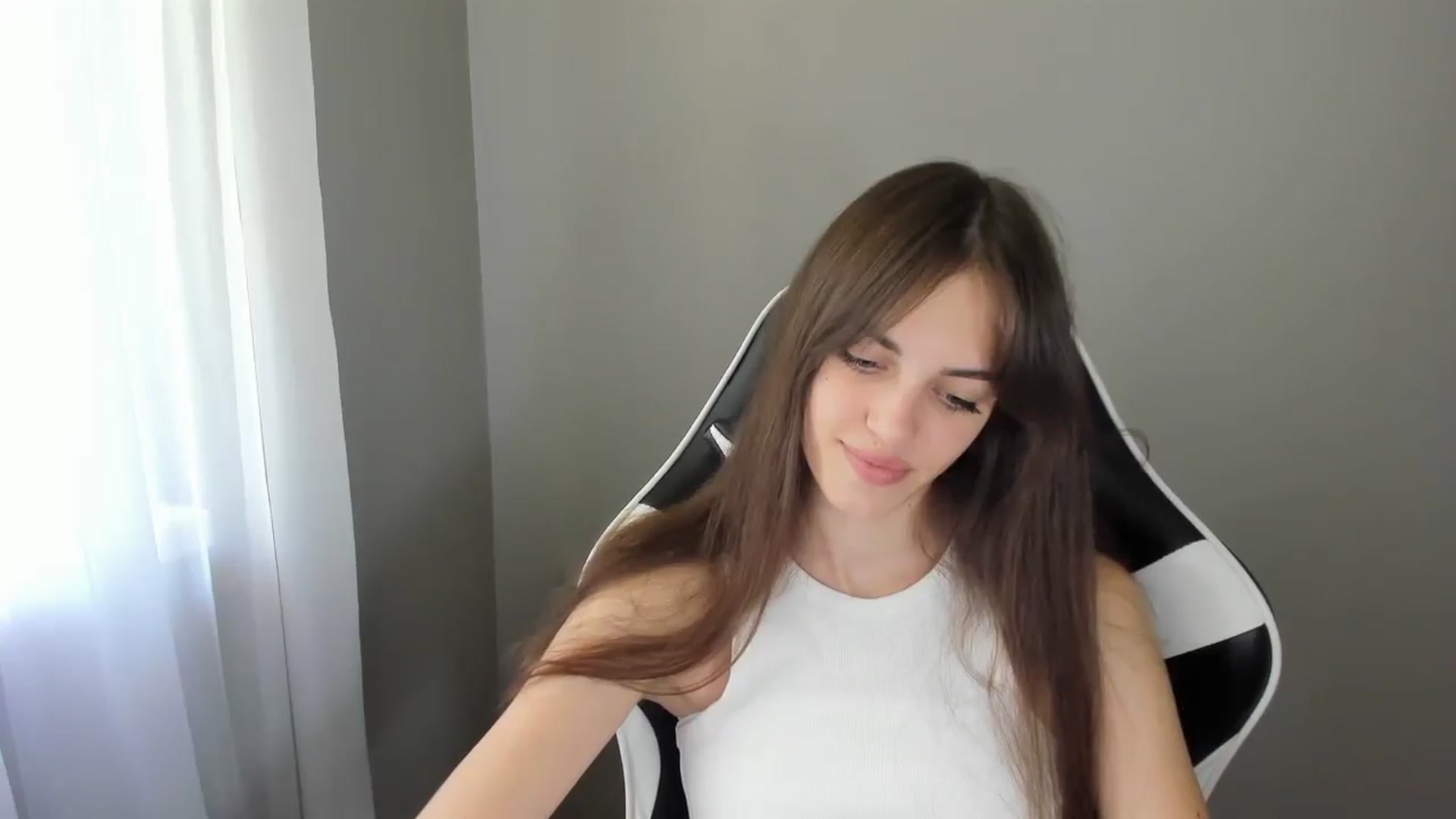 Gallery image thumbnail from Dashamoxy's myfreecams stream on, 07/24/2025, 09:11 image 7 of 20