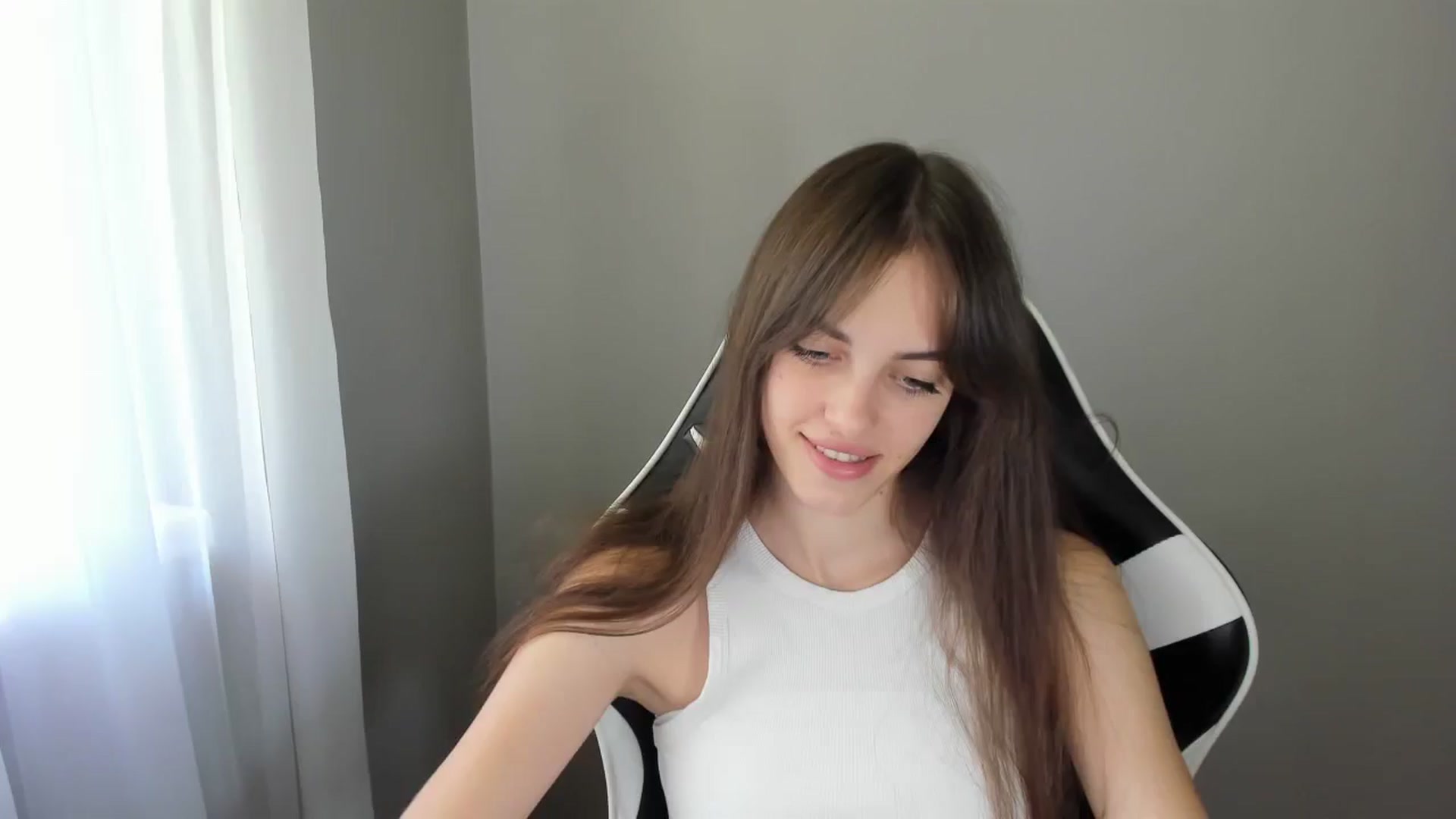 Gallery image thumbnail from Dashamoxy's myfreecams stream on, 07/24/2025, 09:11 image 3 of 20