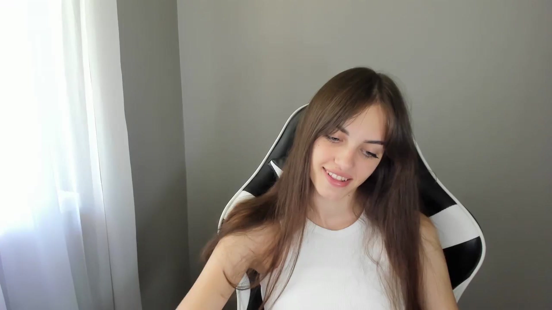 Gallery image thumbnail from Dashamoxy's myfreecams stream on, 07/24/2025, 09:11 image 12 of 20