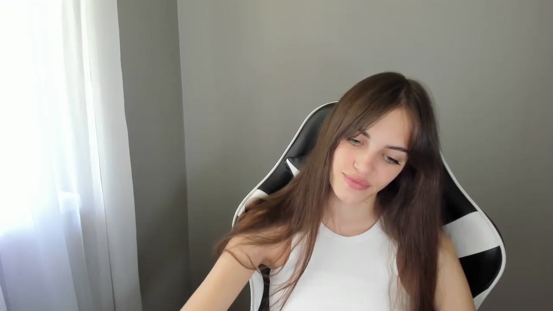 Gallery image thumbnail from Dashamoxy's myfreecams stream on, 07/24/2025, 09:11 image 18 of 20
