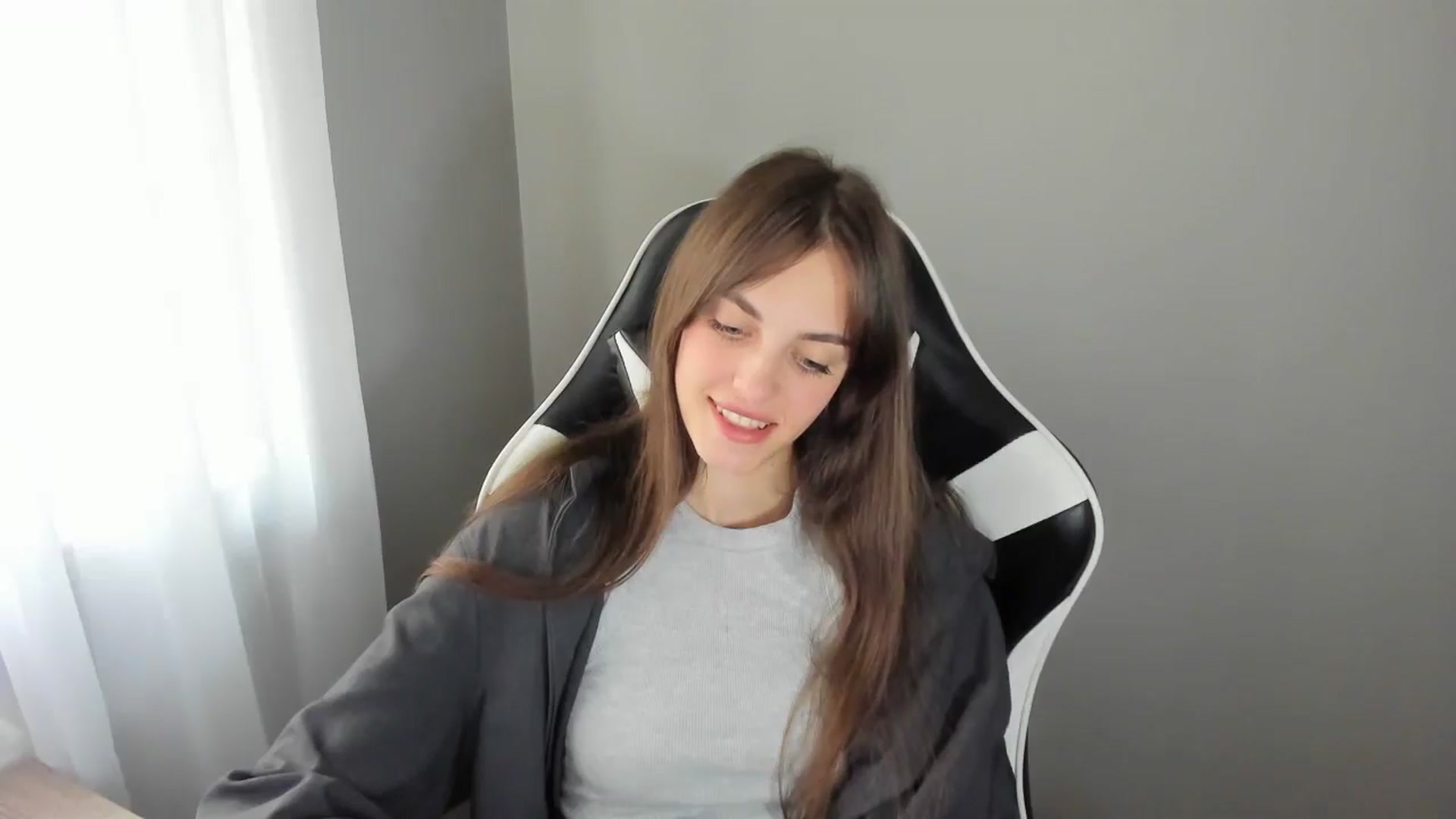 Gallery image thumbnail from Dashamoxy's myfreecams stream on, 07/30/2025, 11:13 image 12 of 20