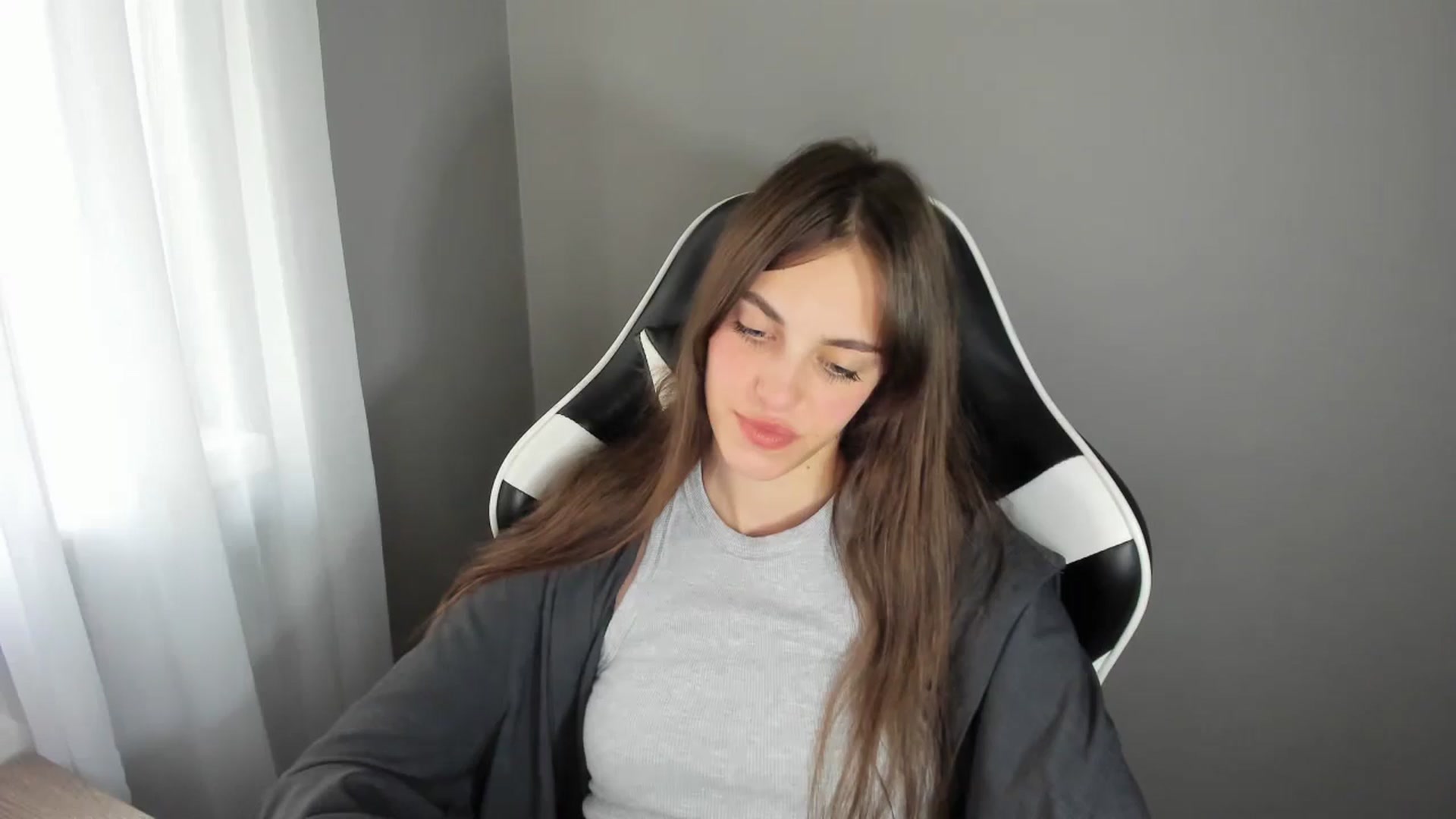 Gallery image thumbnail from Dashamoxy's myfreecams stream on, 07/30/2025, 11:13 image 19 of 20
