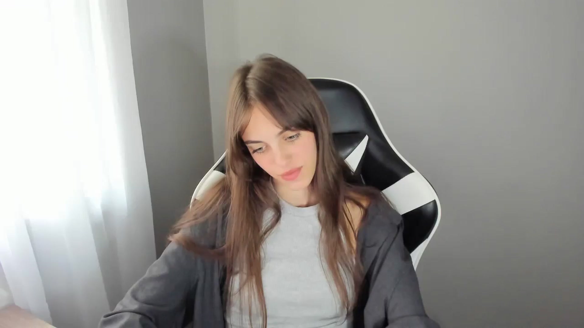 Gallery image thumbnail from Dashamoxy's myfreecams stream on, 07/30/2025, 11:13 image 7 of 20