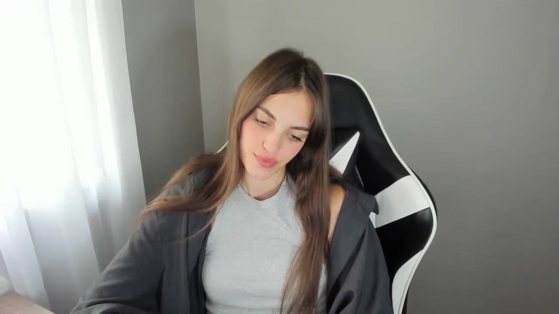 Gallery image thumbnail from Dashamoxy's myfreecams stream on, 07/30/2025, 11:13 image 13 of 20
