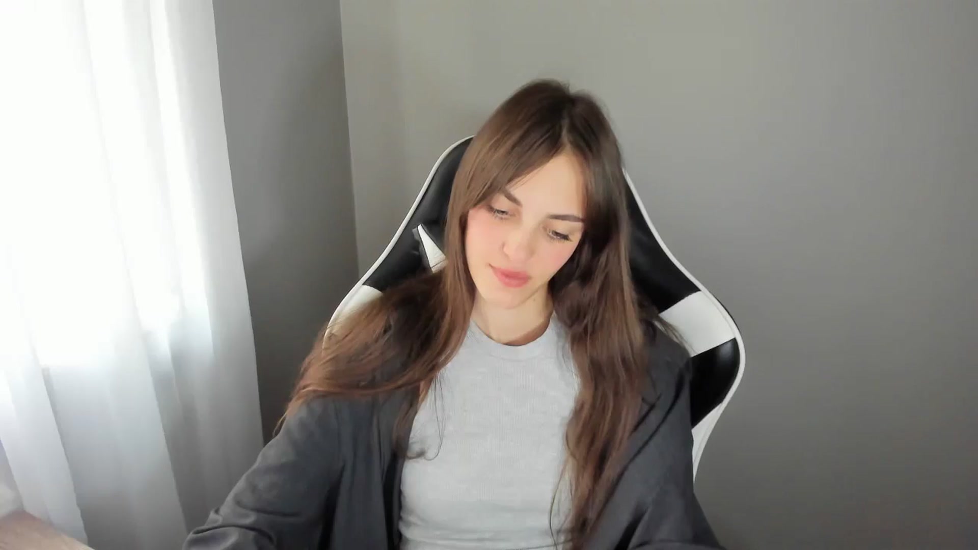 Gallery image thumbnail from Dashamoxy's myfreecams stream on, 07/30/2025, 11:13 image 6 of 20