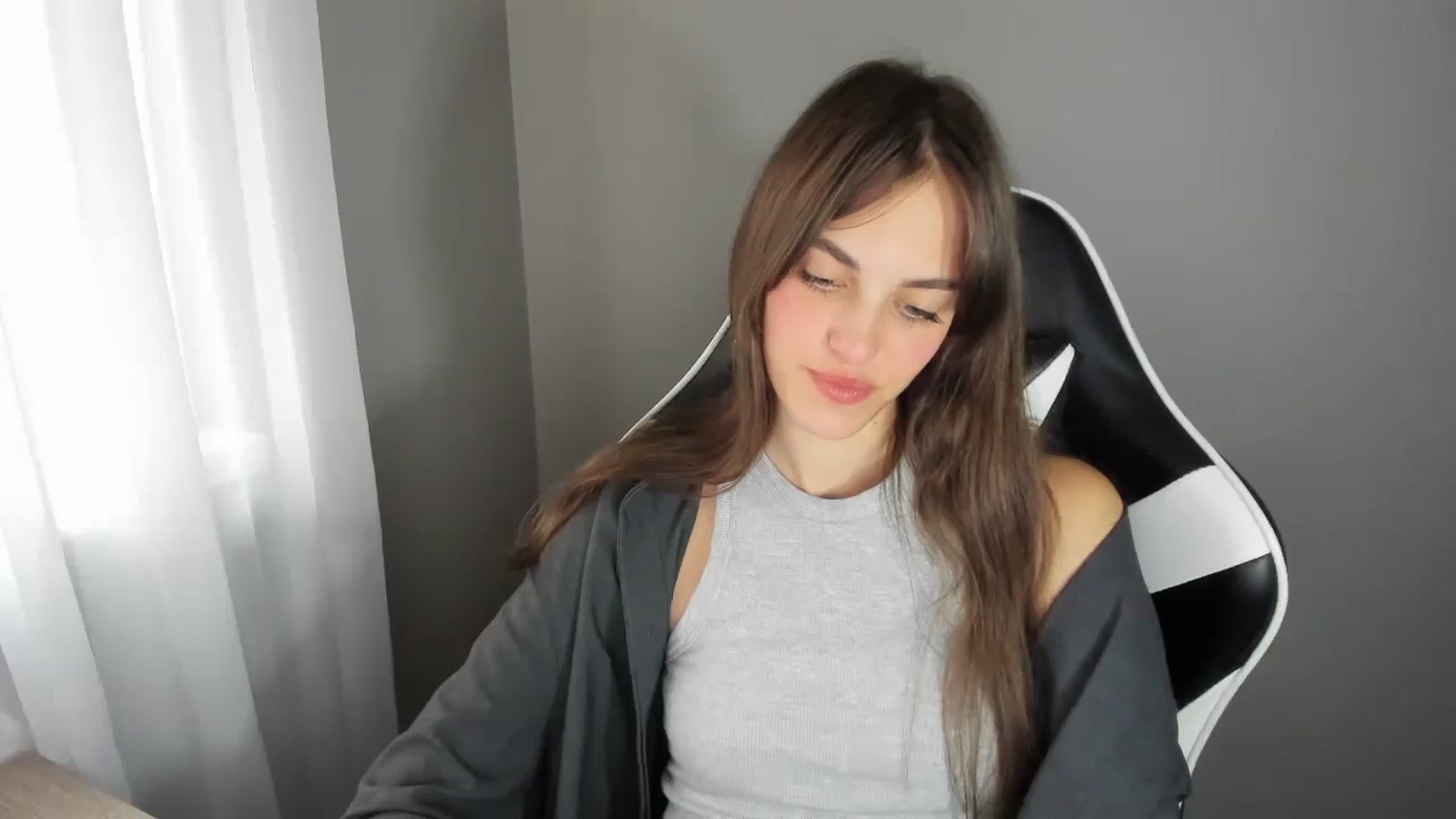 Gallery image thumbnail from Dashamoxy's myfreecams stream on, 07/30/2025, 11:13 image 20 of 20