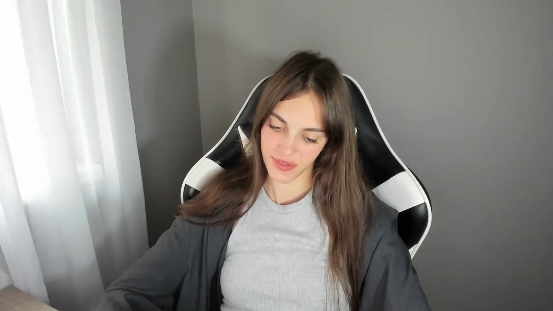 Gallery image thumbnail from Dashamoxy's myfreecams stream on, 07/30/2025, 11:13 image 18 of 20