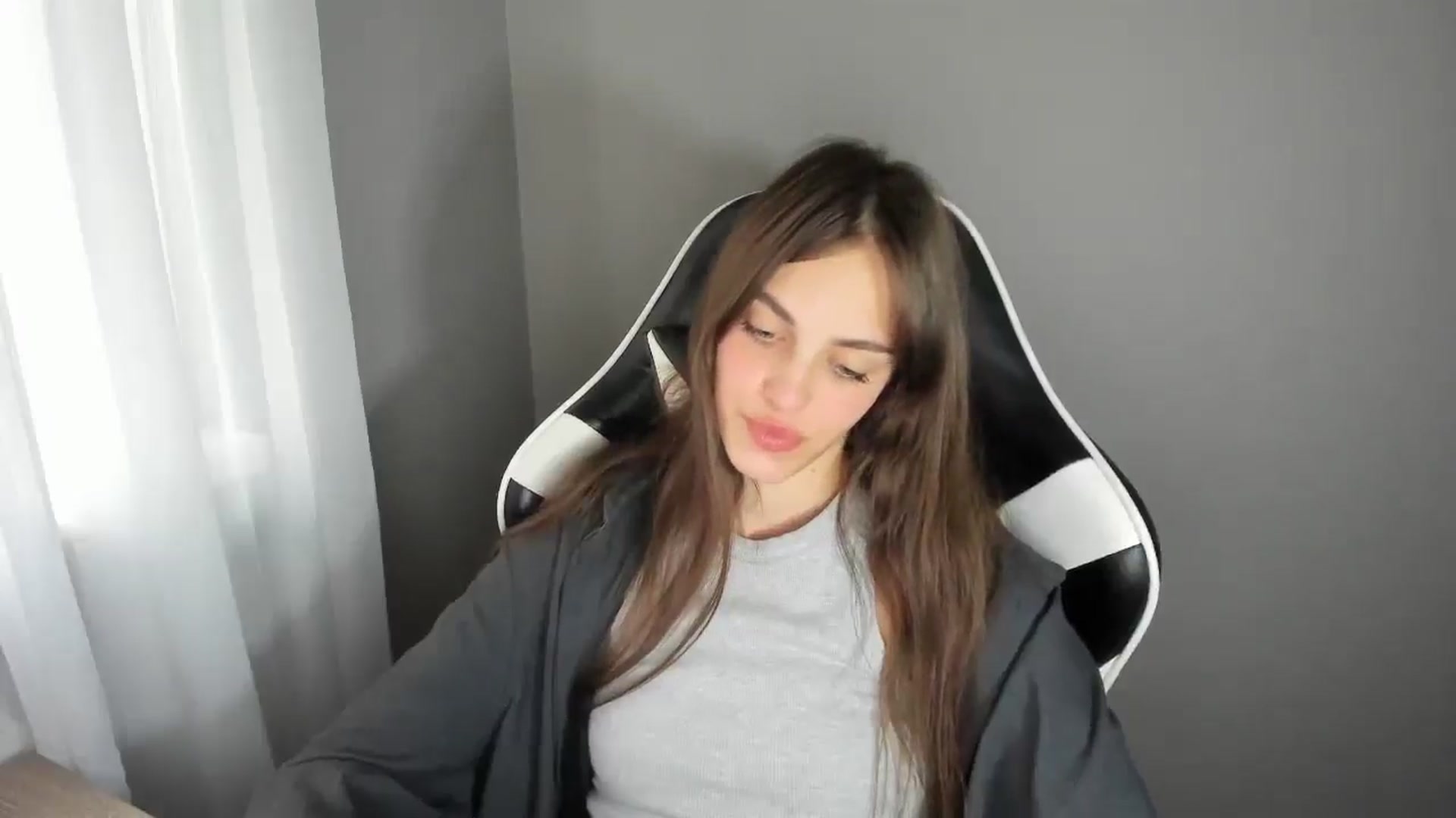 Gallery image thumbnail from Dashamoxy's myfreecams stream on, 07/30/2025, 11:13 image 17 of 20