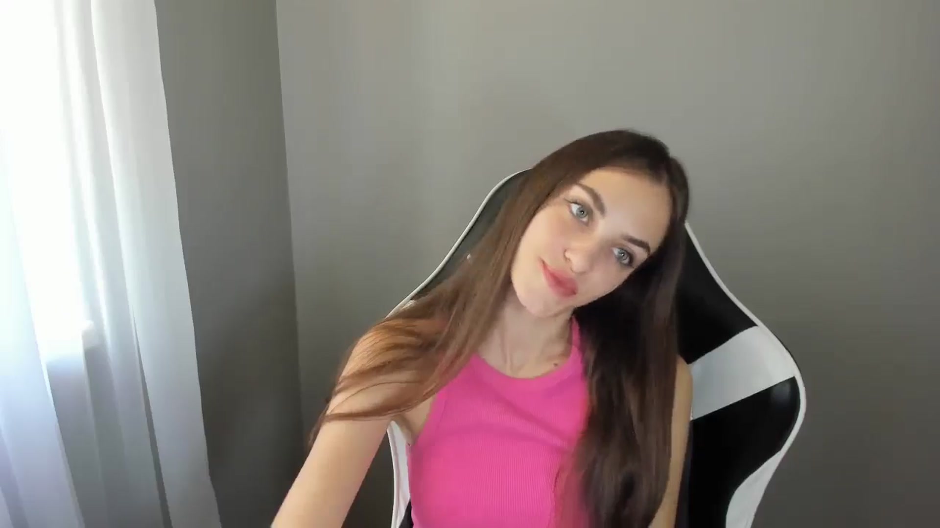 Gallery image thumbnail from Dashamoxy's myfreecams stream on, 08/10/2025, 10:56 image 16 of 20