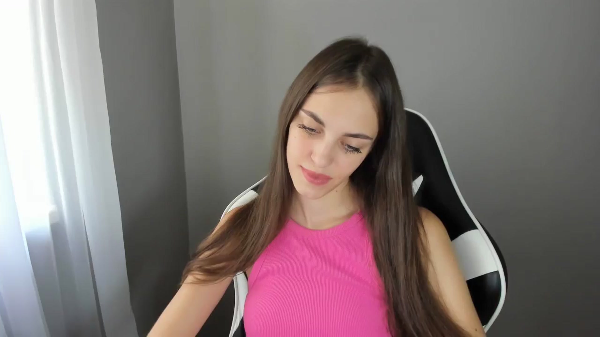 Gallery image thumbnail from Dashamoxy's myfreecams stream on, 08/10/2025, 10:56 image 18 of 20