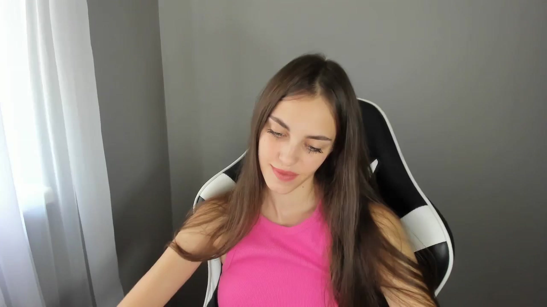 Gallery image thumbnail from Dashamoxy's myfreecams stream on, 08/10/2025, 10:56 image 20 of 20