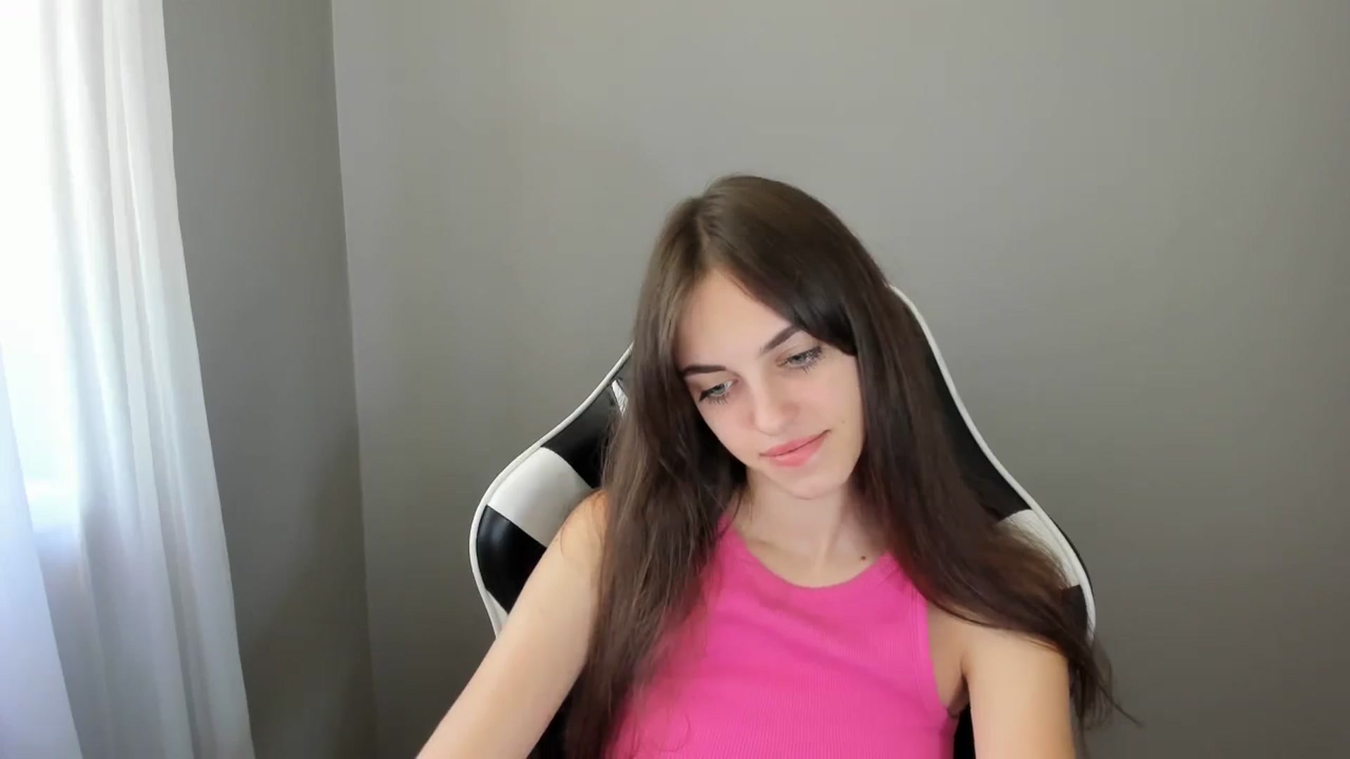 Gallery image thumbnail from Dashamoxy's myfreecams stream on, 08/15/2025, 09:39 image 9 of 20