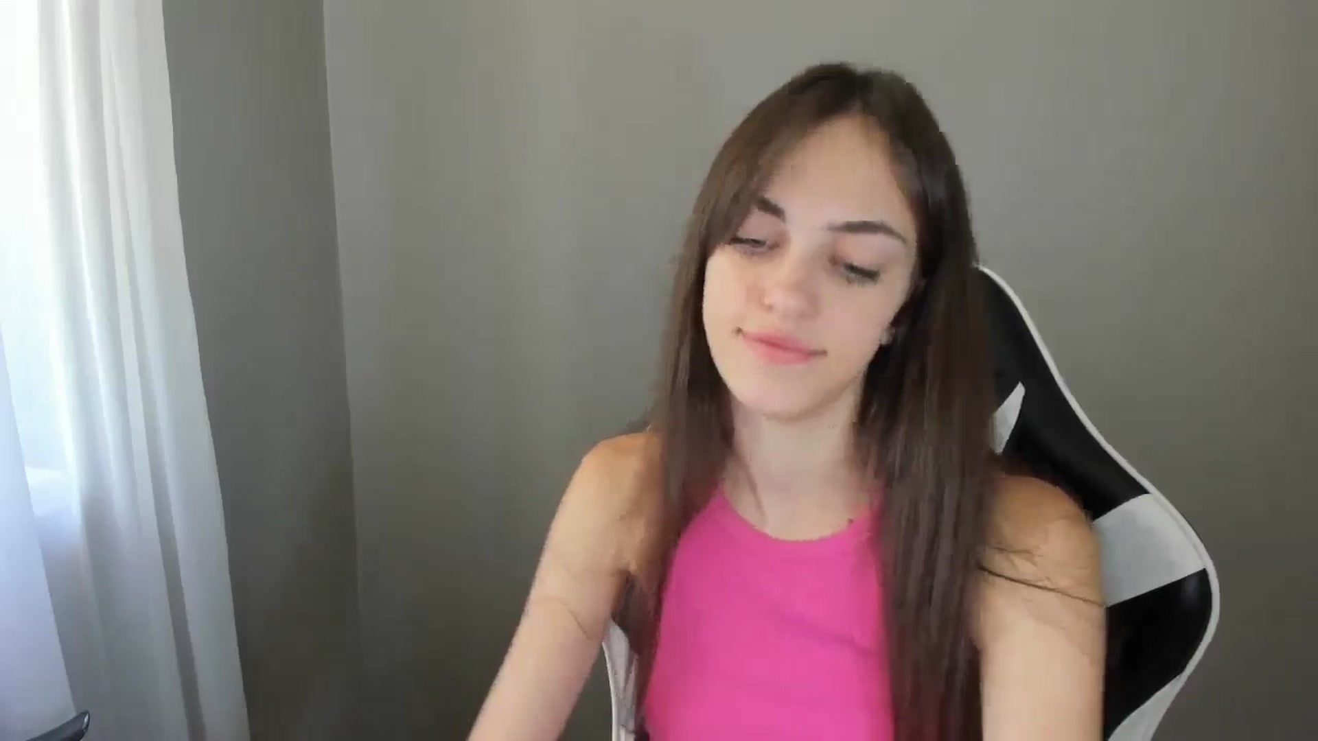 Gallery image thumbnail from Dashamoxy's myfreecams stream on, 08/15/2025, 09:39 image 20 of 20