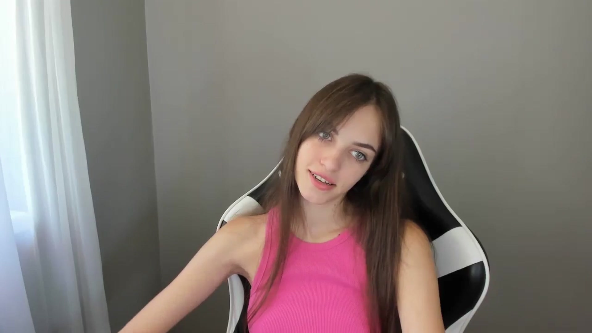 Gallery image thumbnail from Dashamoxy's myfreecams stream on, 08/15/2025, 09:39 image 2 of 20