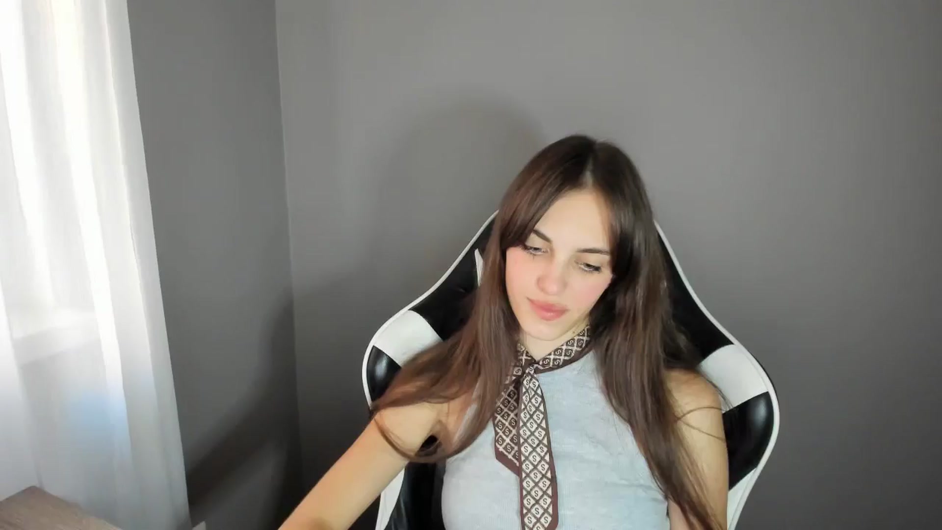 Gallery image thumbnail from Dashamoxy's myfreecams stream on, 08/20/2025, 16:33 image 18 of 20