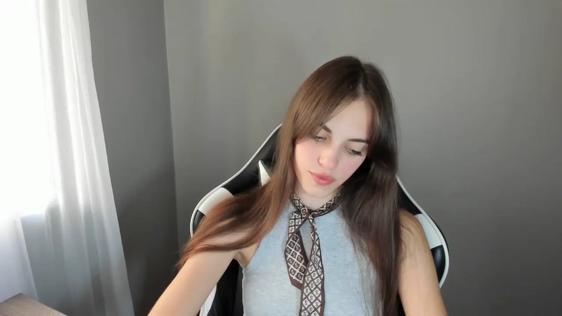 Gallery image thumbnail from Dashamoxy's myfreecams stream on, 08/20/2025, 16:33 image 3 of 20
